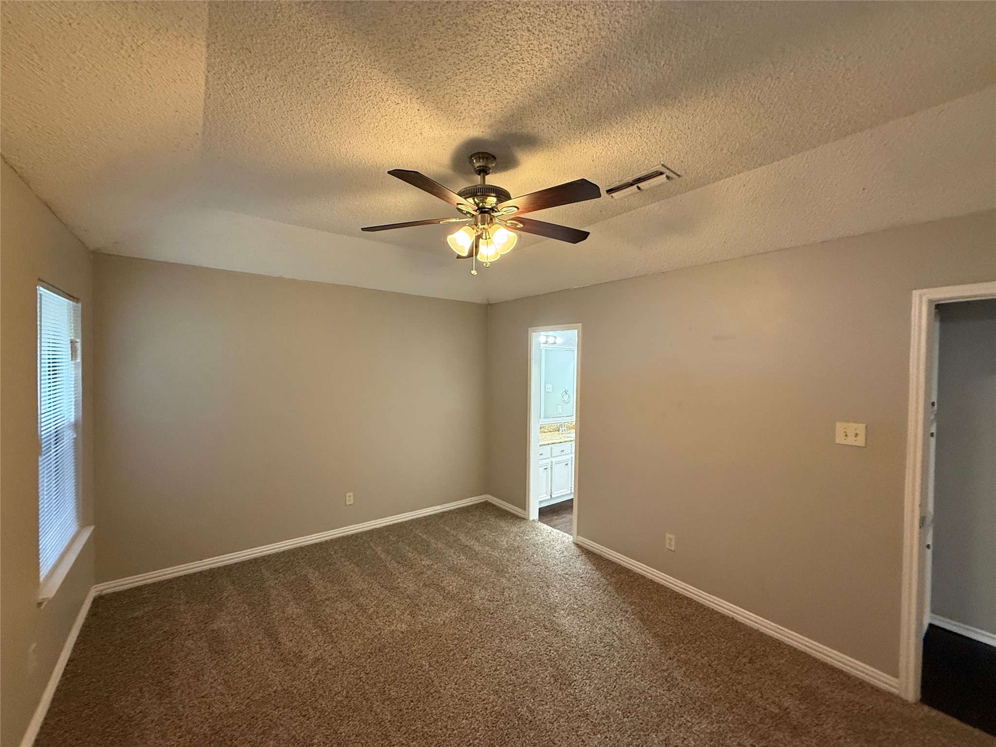 221 Arnold Street Crowley TX 76036