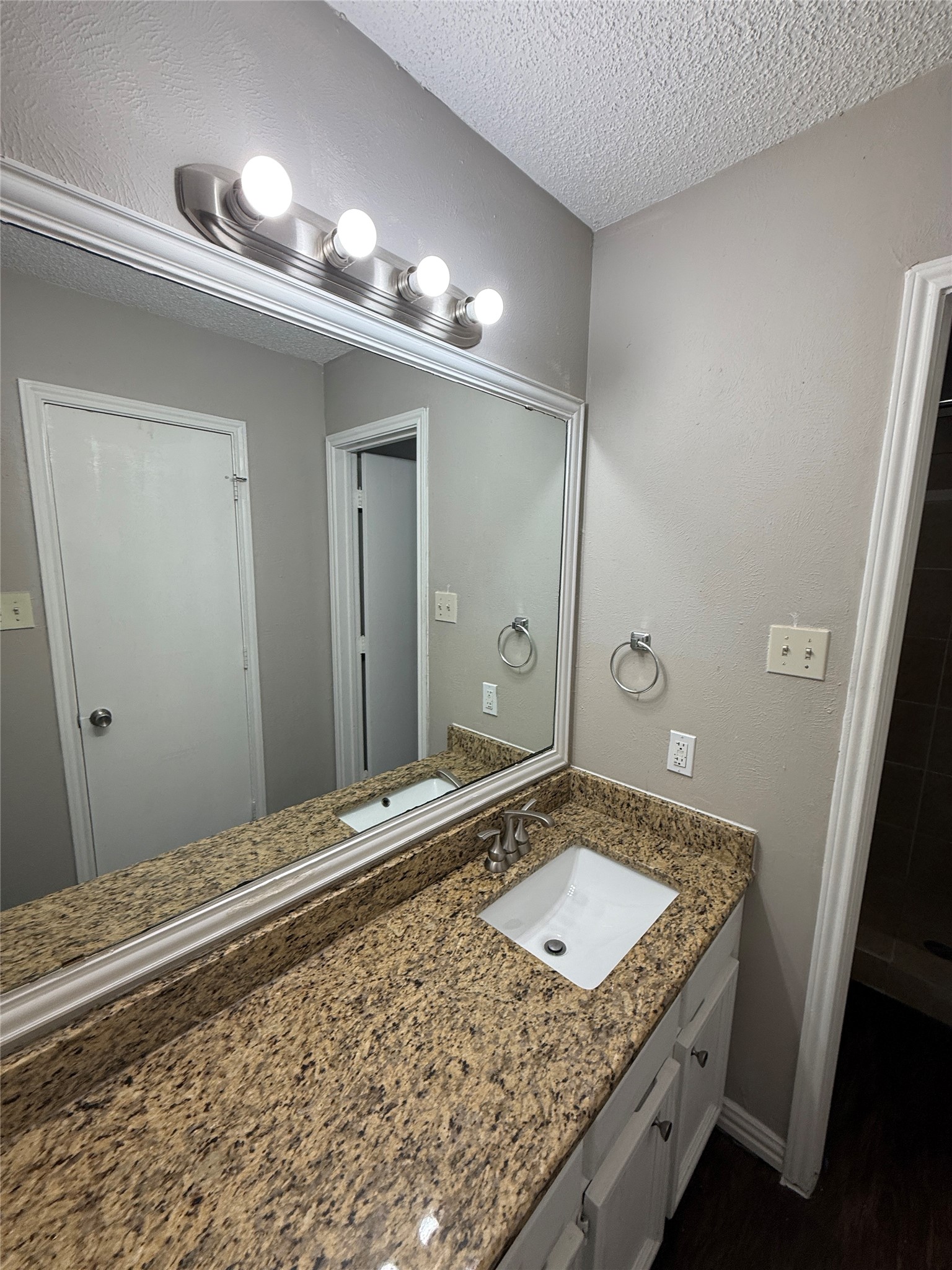 221 Arnold Street Crowley TX 76036