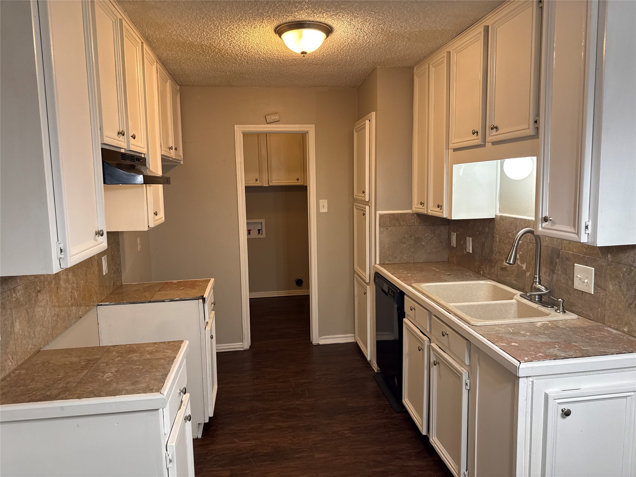 221 Arnold Street Crowley TX 76036