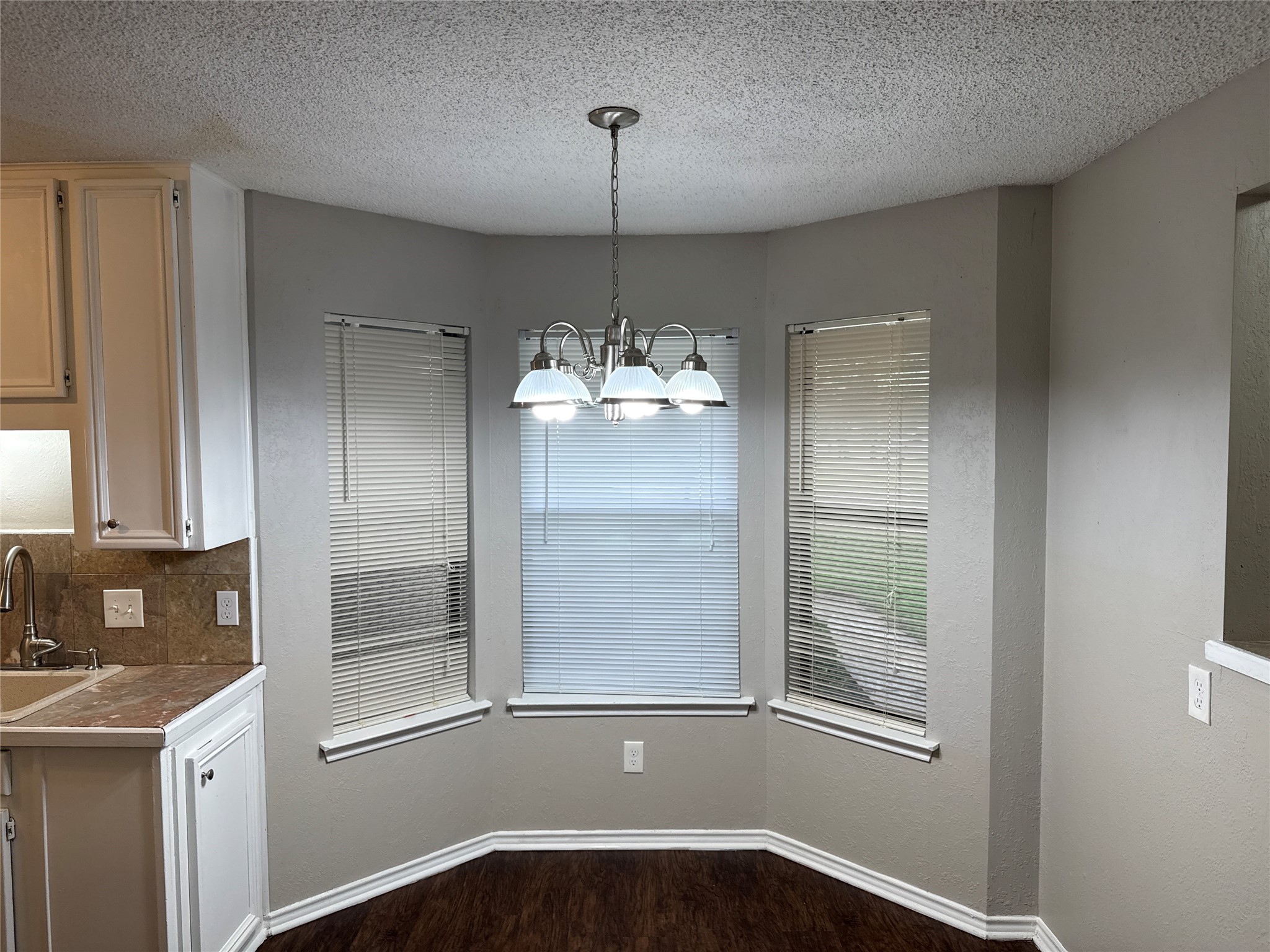 221 Arnold Street Crowley TX 76036