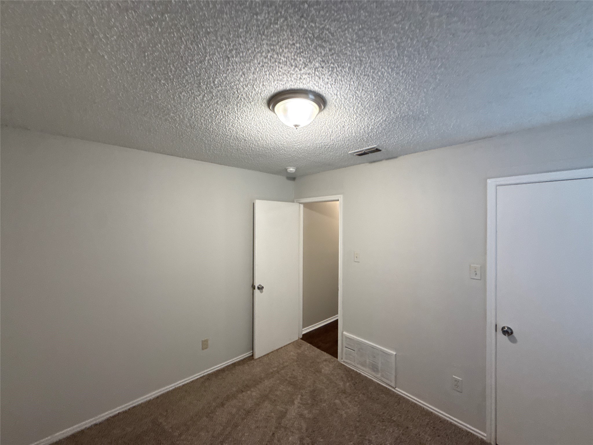 221 Arnold Street Crowley TX 76036
