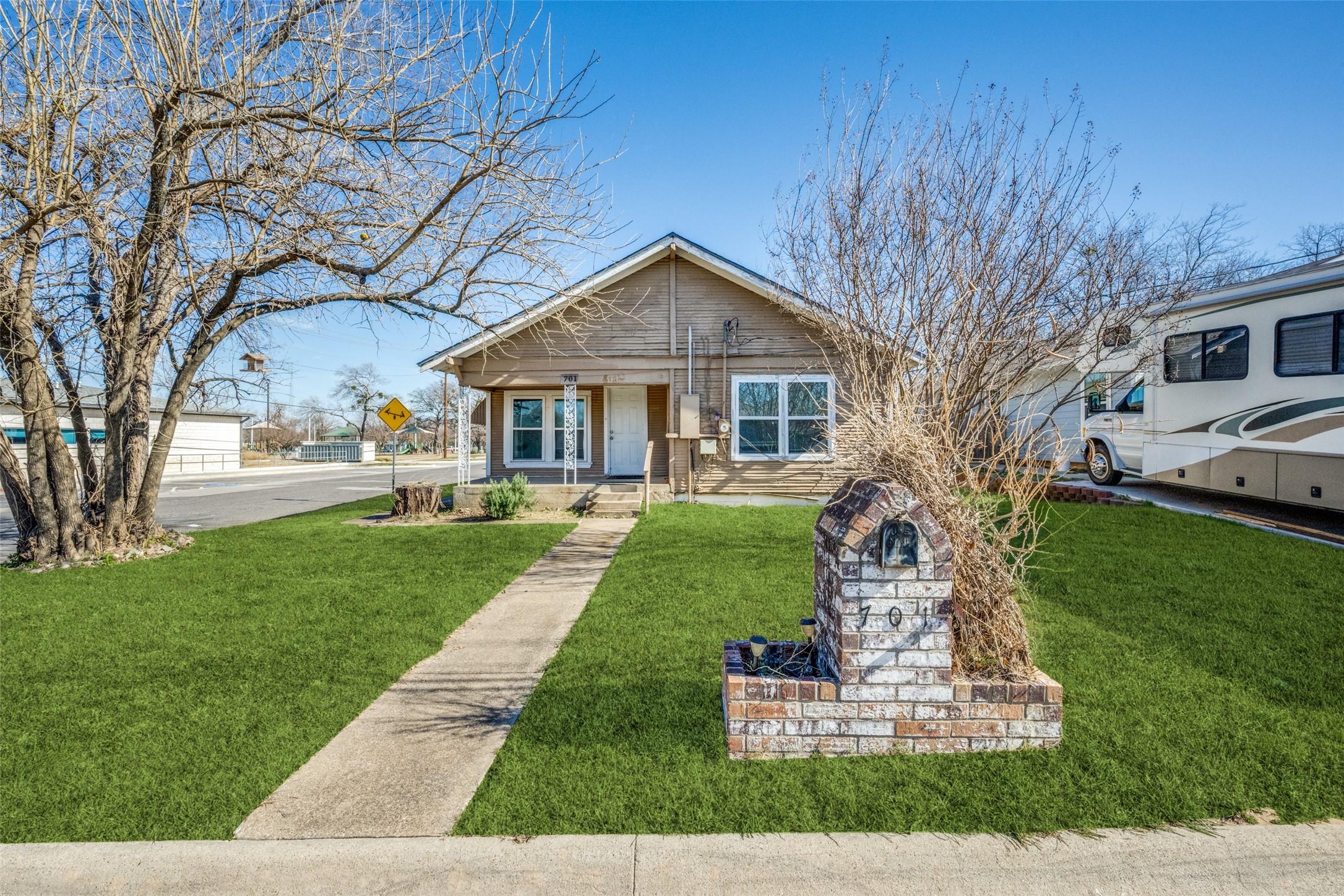 701 Lakey Street Denton TX 76205