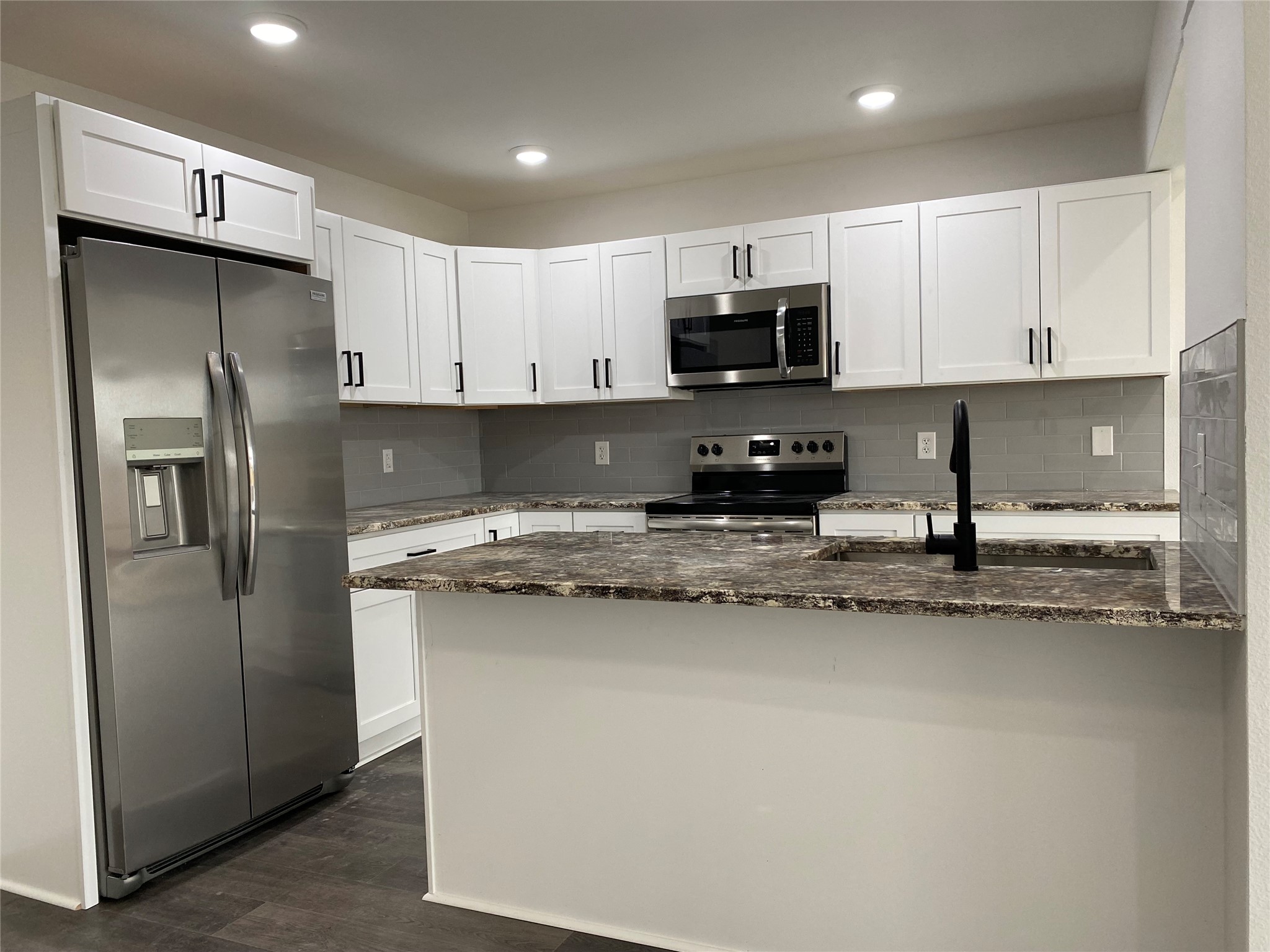 340 Sunnyside Drive Trenton TX 75490