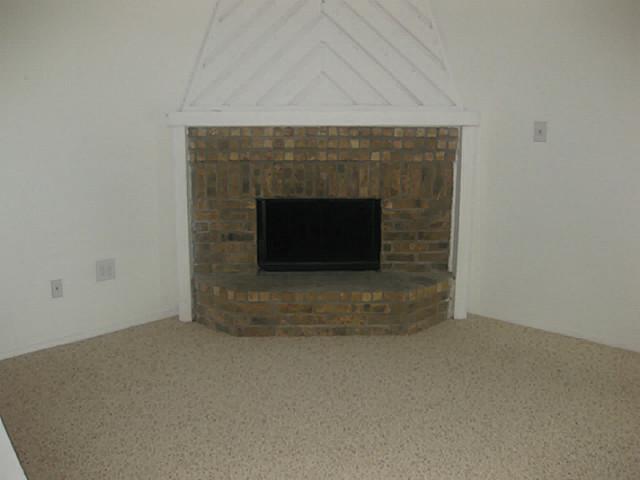 2610 Lakehill Lane Carrollton TX 75006