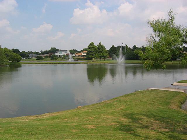 2610 Lakehill Lane Carrollton TX 75006