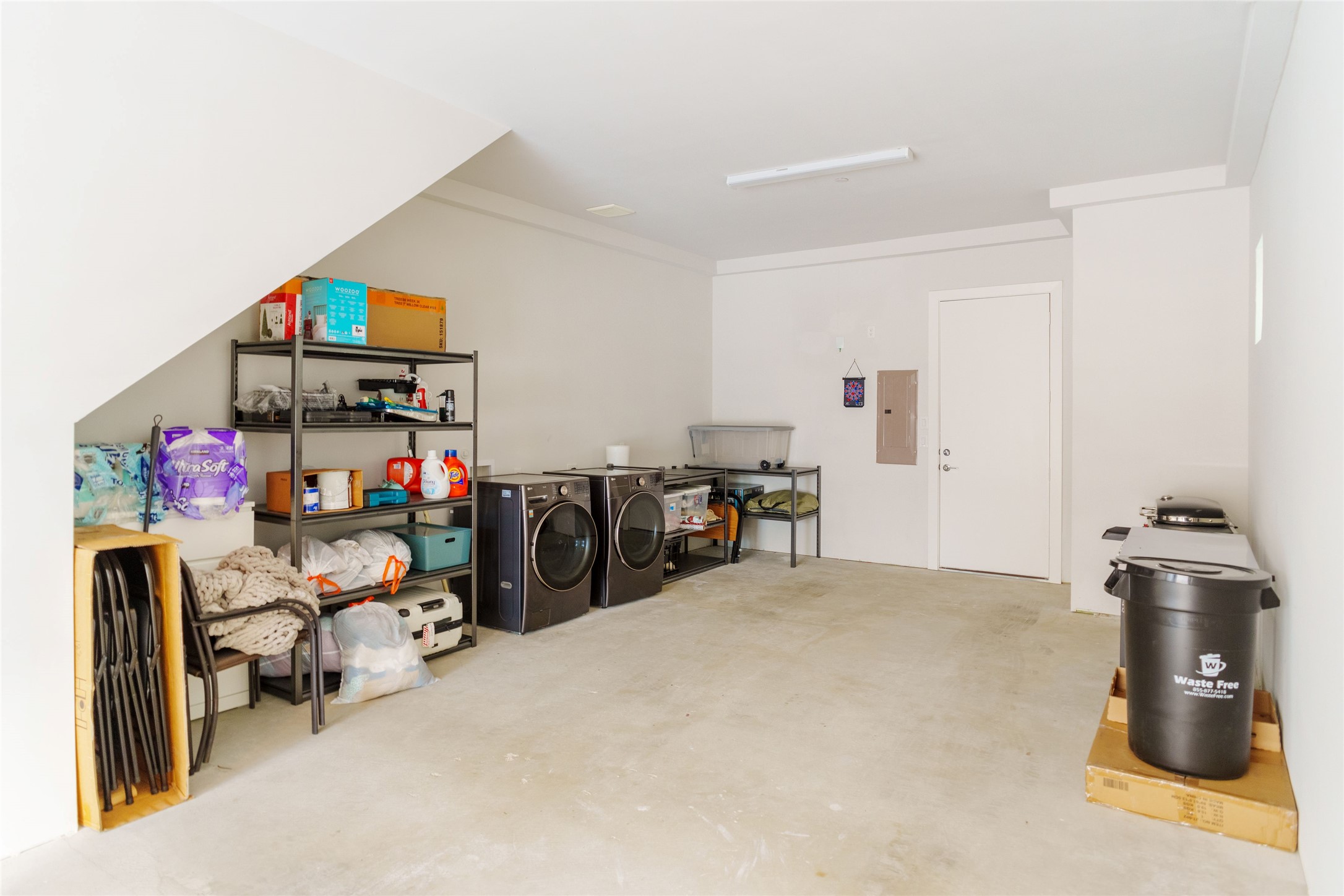 381 E Greenbriar Lane Dallas TX 75203