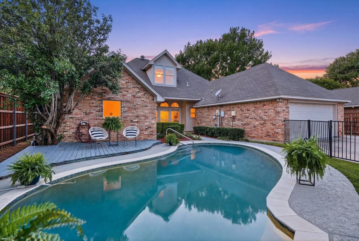 3509 Edgehill Street Grapevine TX 76051