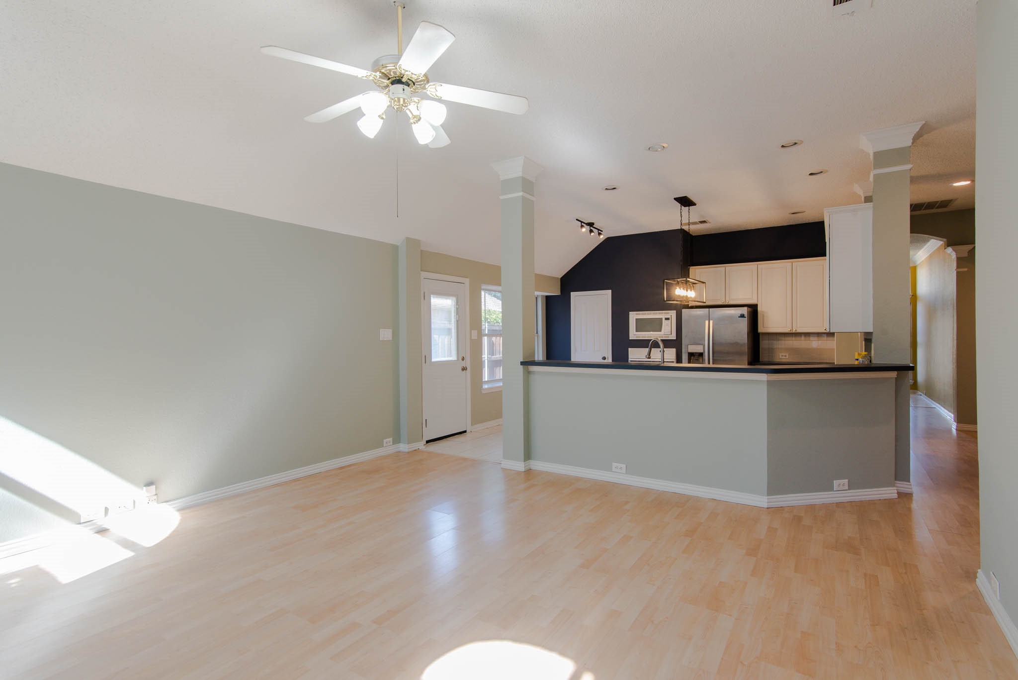 9321 Western Trail Irving TX 75063