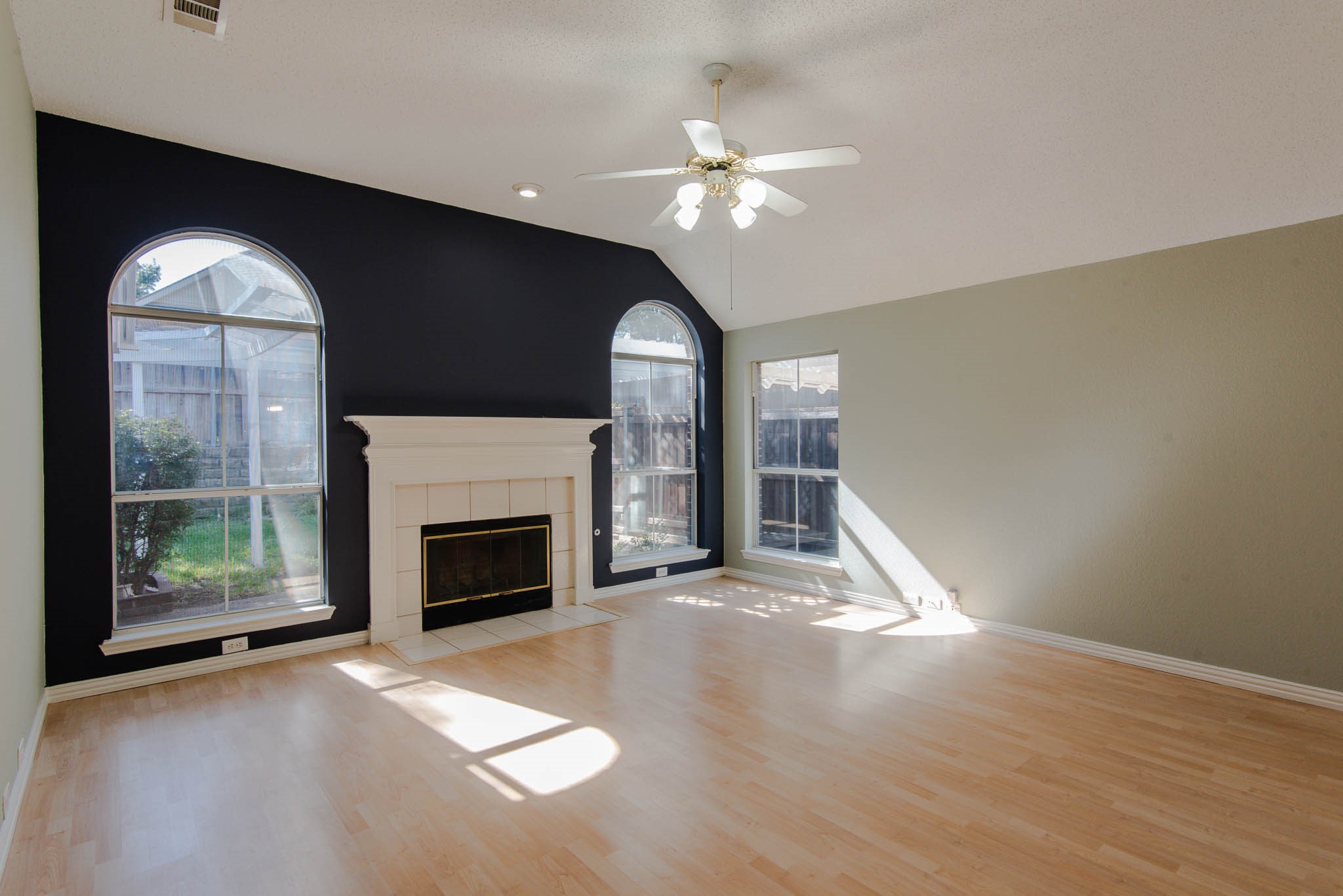 9321 Western Trail Irving TX 75063