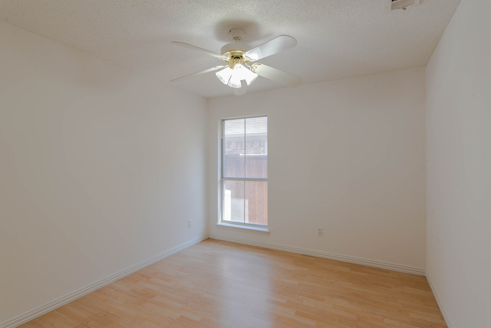 9321 Western Trail Irving TX 75063