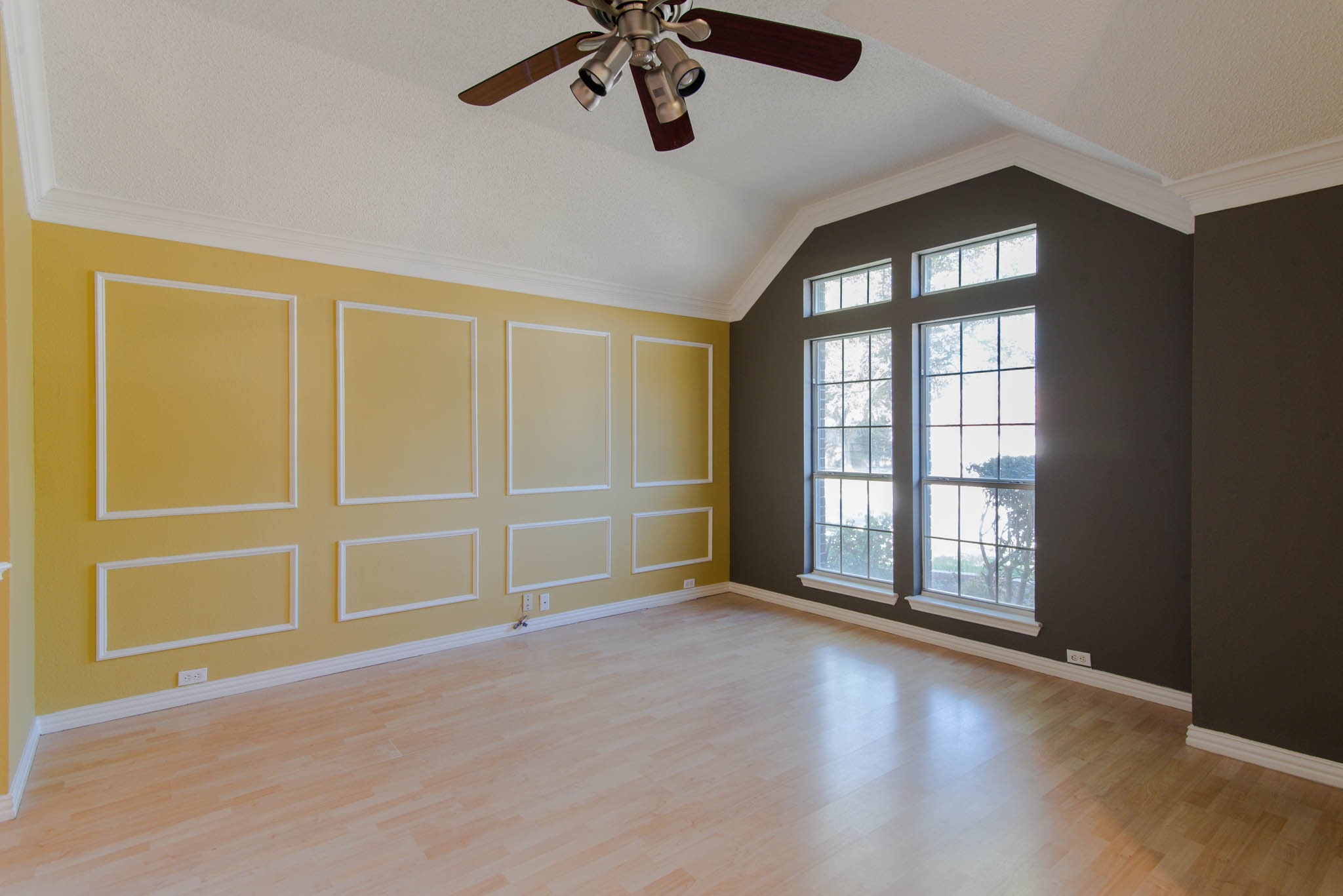 9321 Western Trail Irving TX 75063