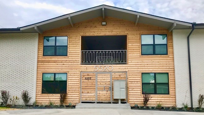 5520 Gaston Avenue Dallas TX 75214