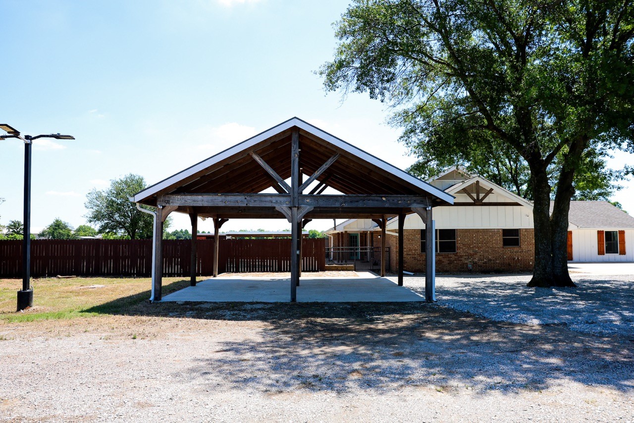 10575 Friendship Road Pilot Point TX 76258