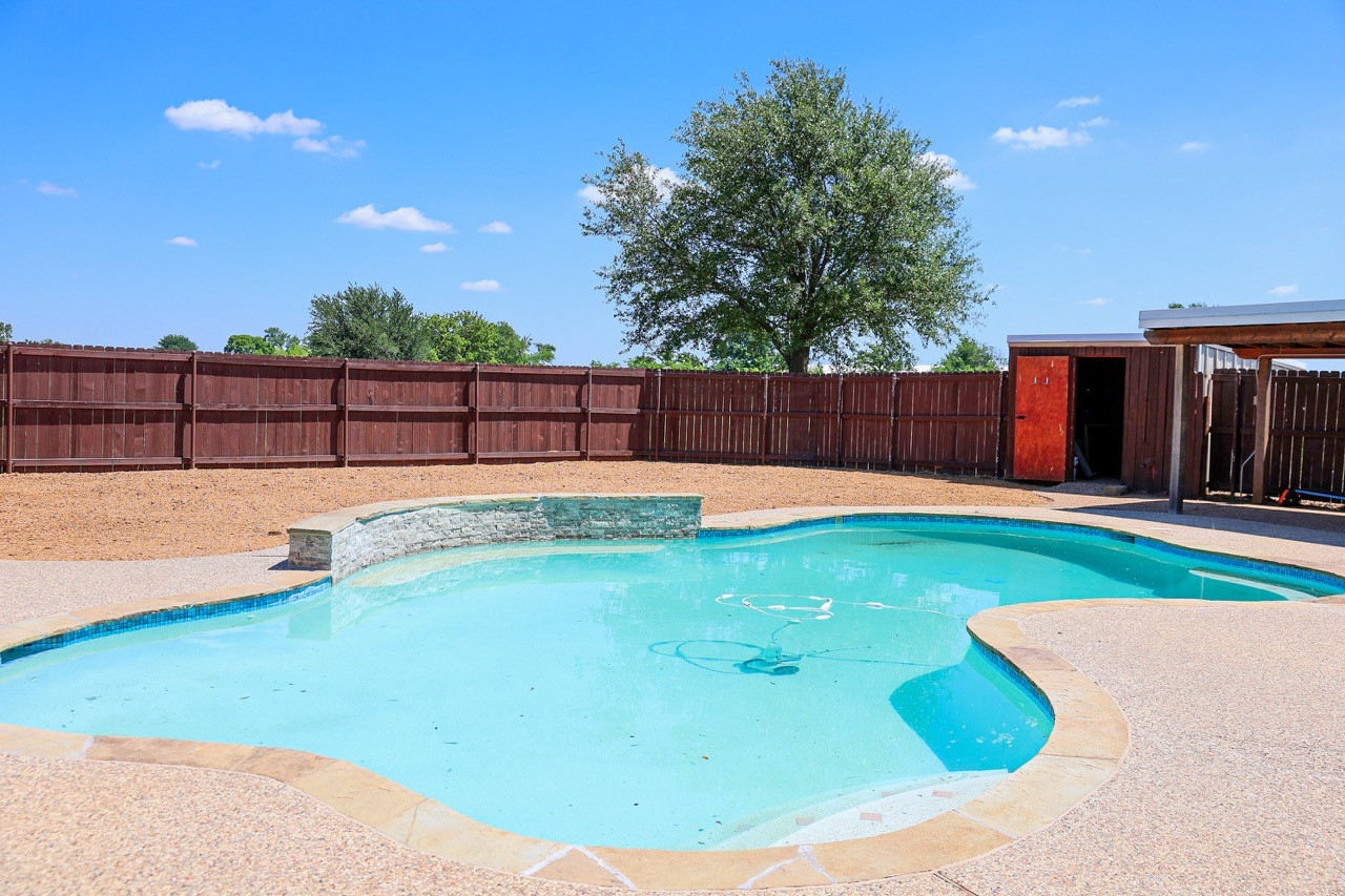 10575 Friendship Road Pilot Point TX 76258