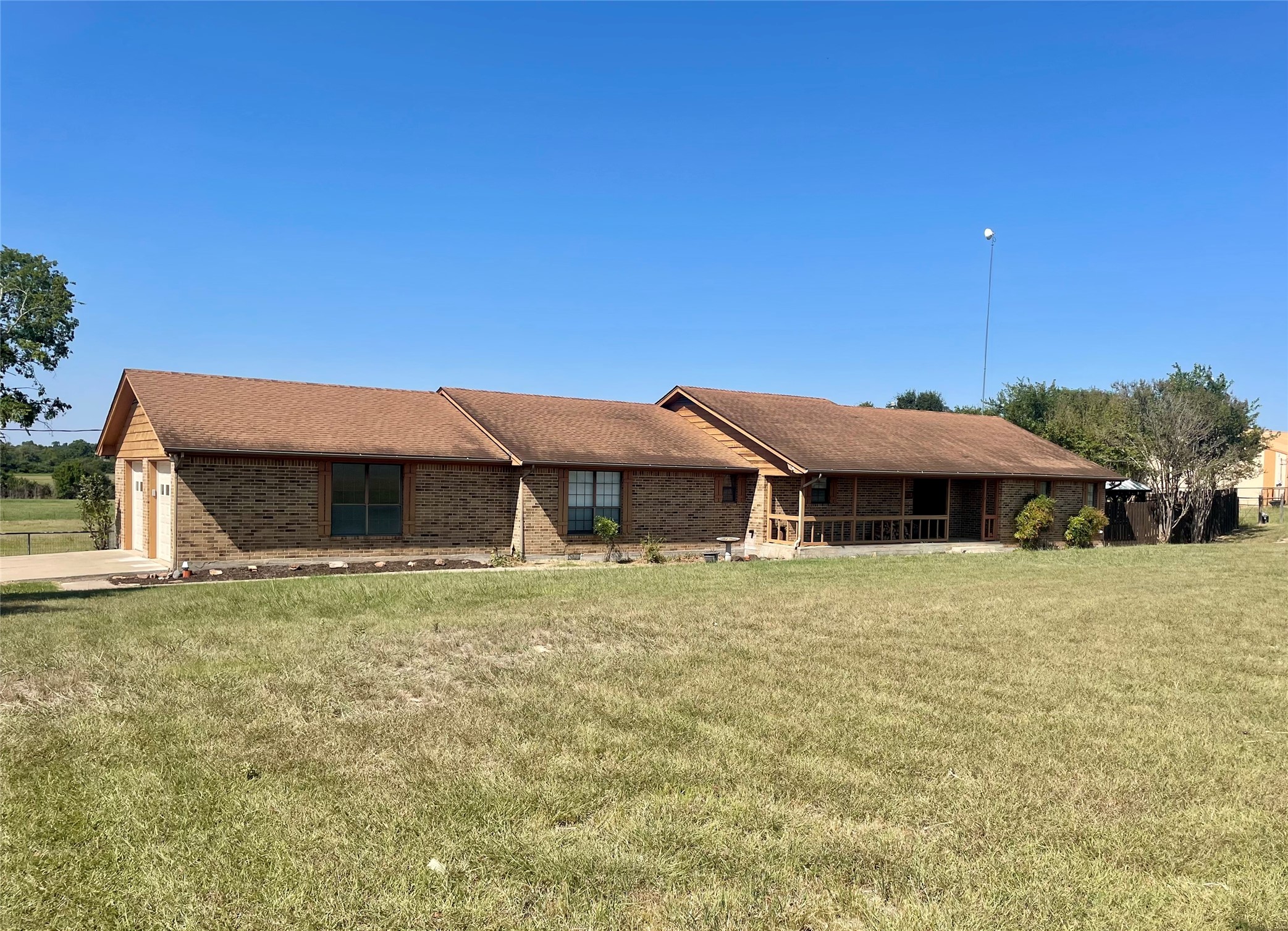 1306 Fm 1331 Thorndale TX 76577