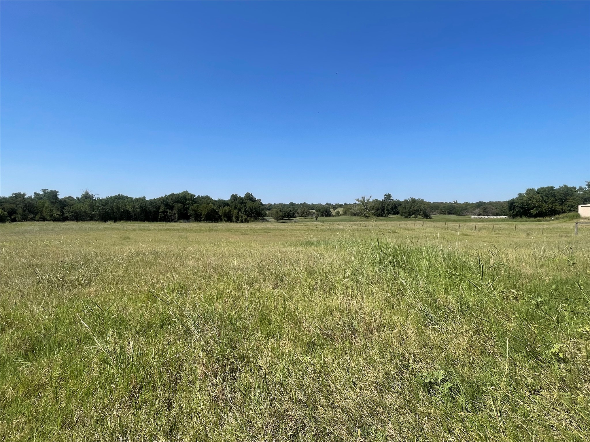 1306 Fm 1331 Thorndale TX 76577