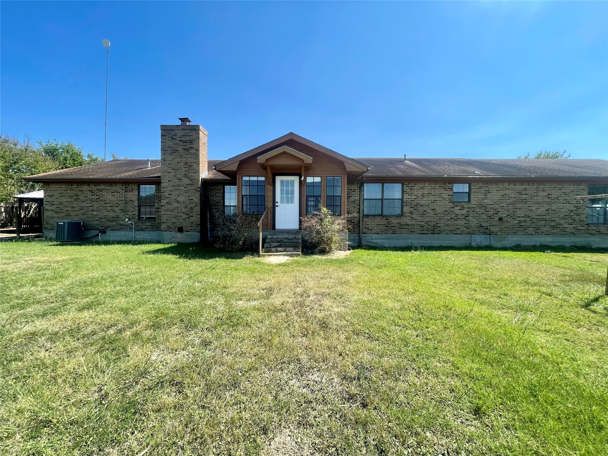 1306 Fm 1331 Thorndale TX 76577