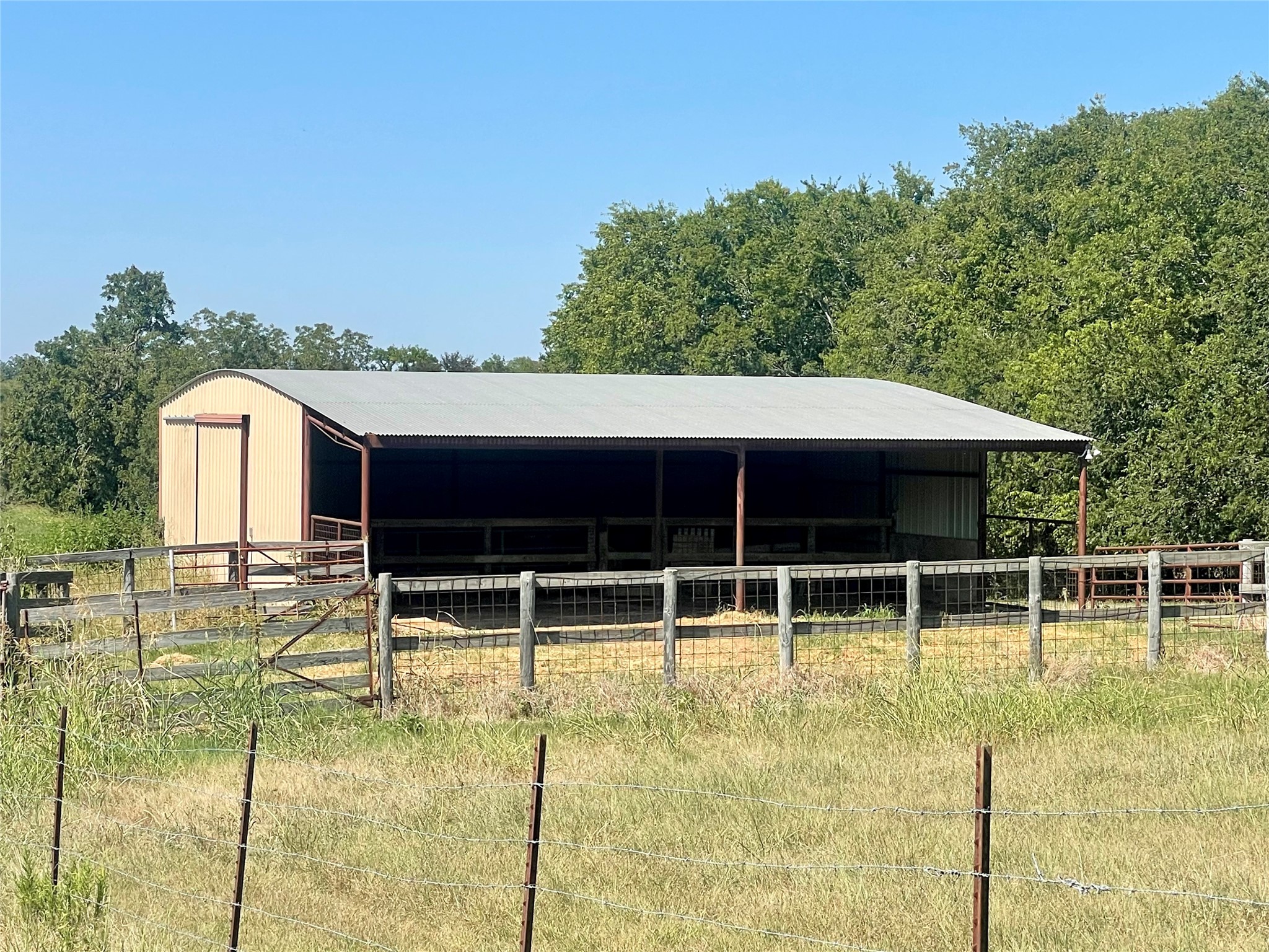 1306 Fm 1331 Thorndale TX 76577