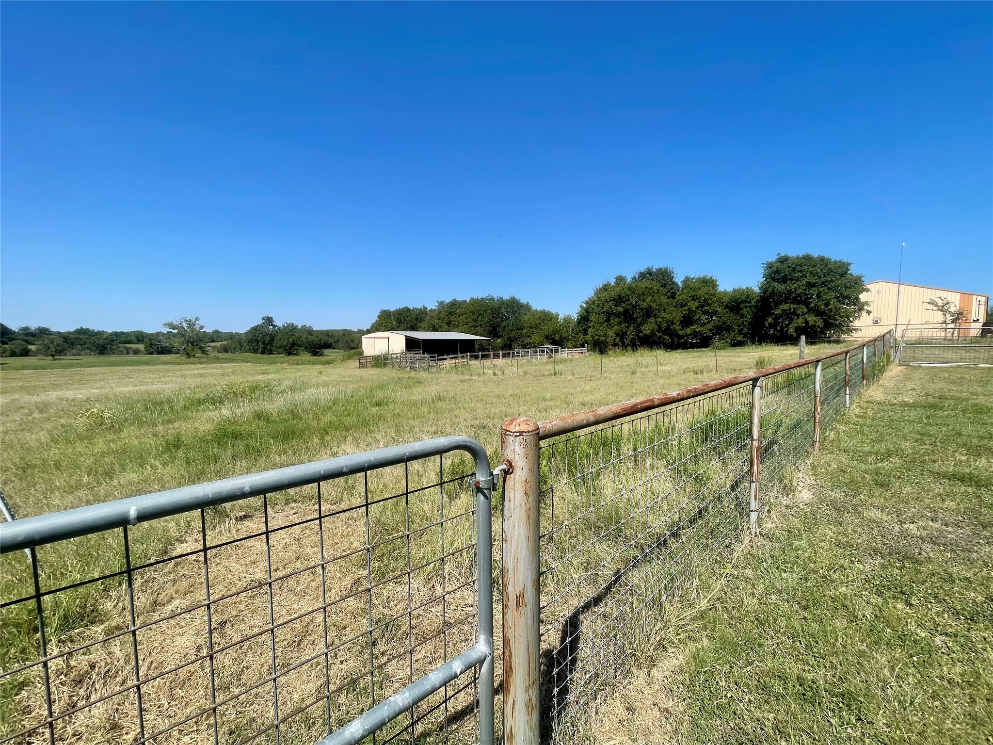 1306 Fm 1331 Thorndale TX 76577