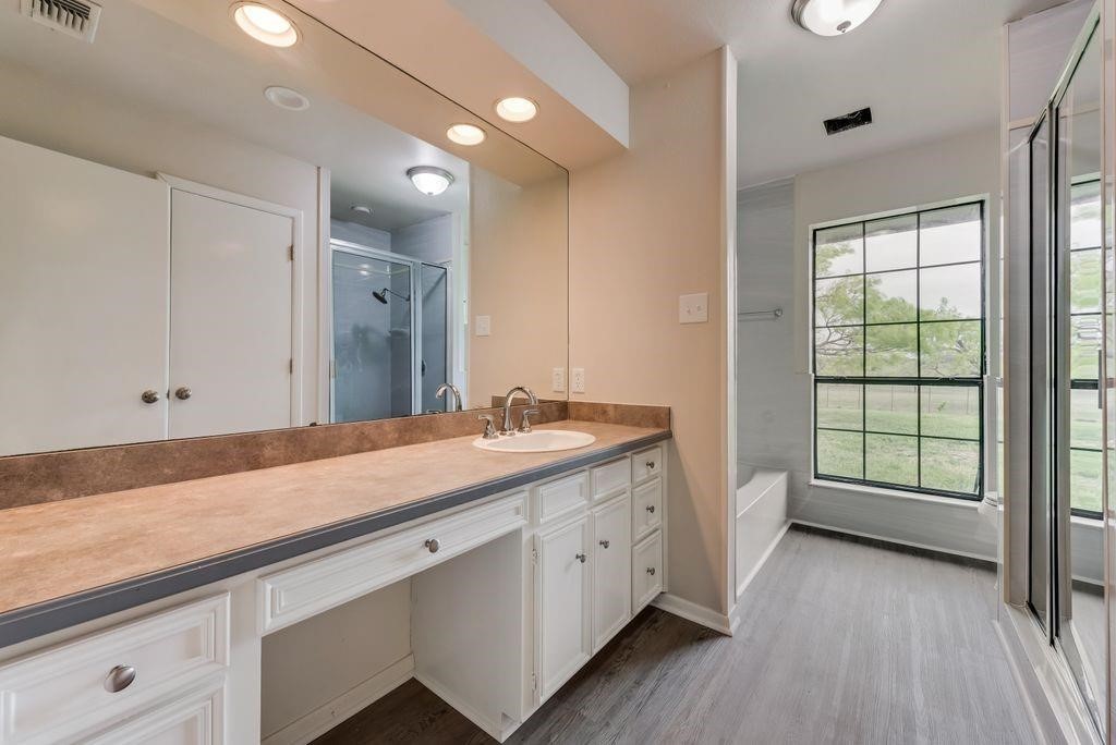 28017 S Highway 377 Cresson TX 76035