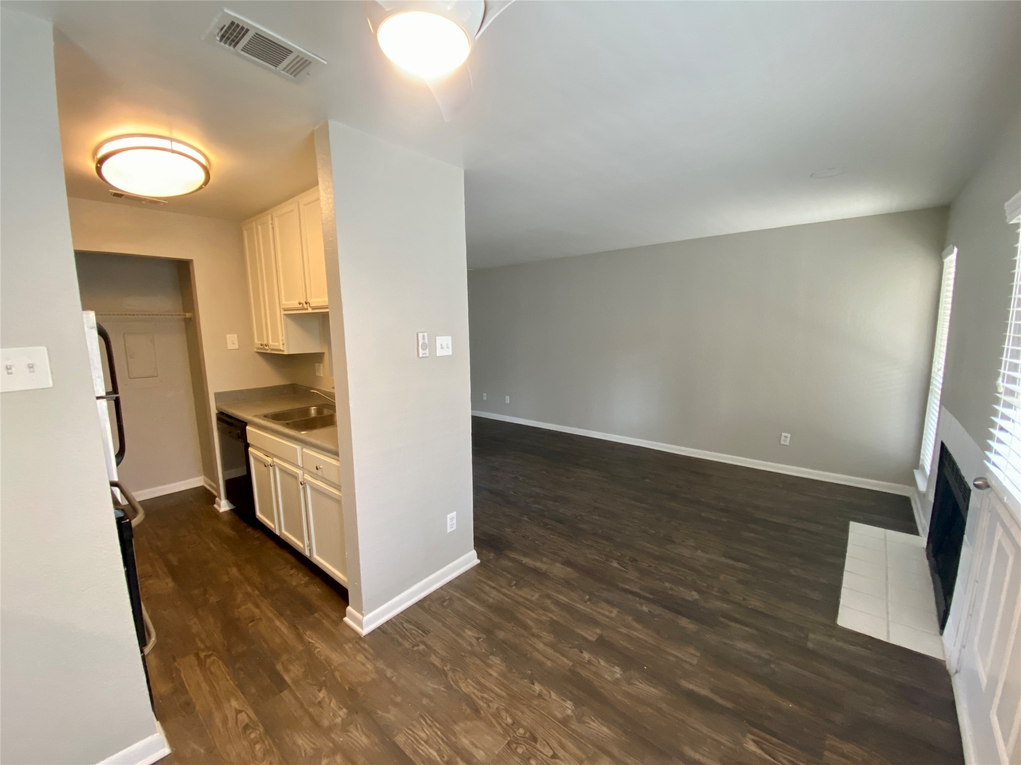 4502 Gaston Avenue Dallas TX 75246