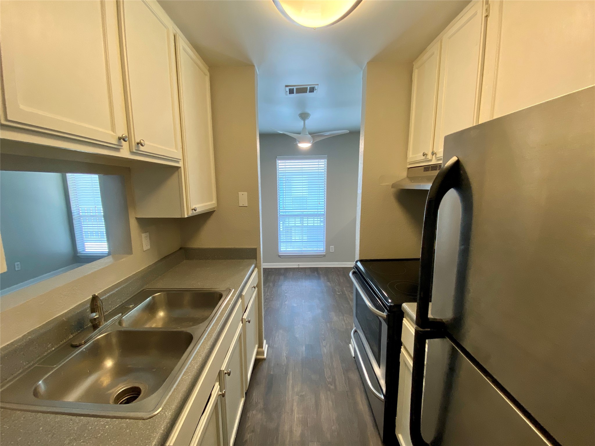 4502 Gaston Avenue Dallas TX 75246