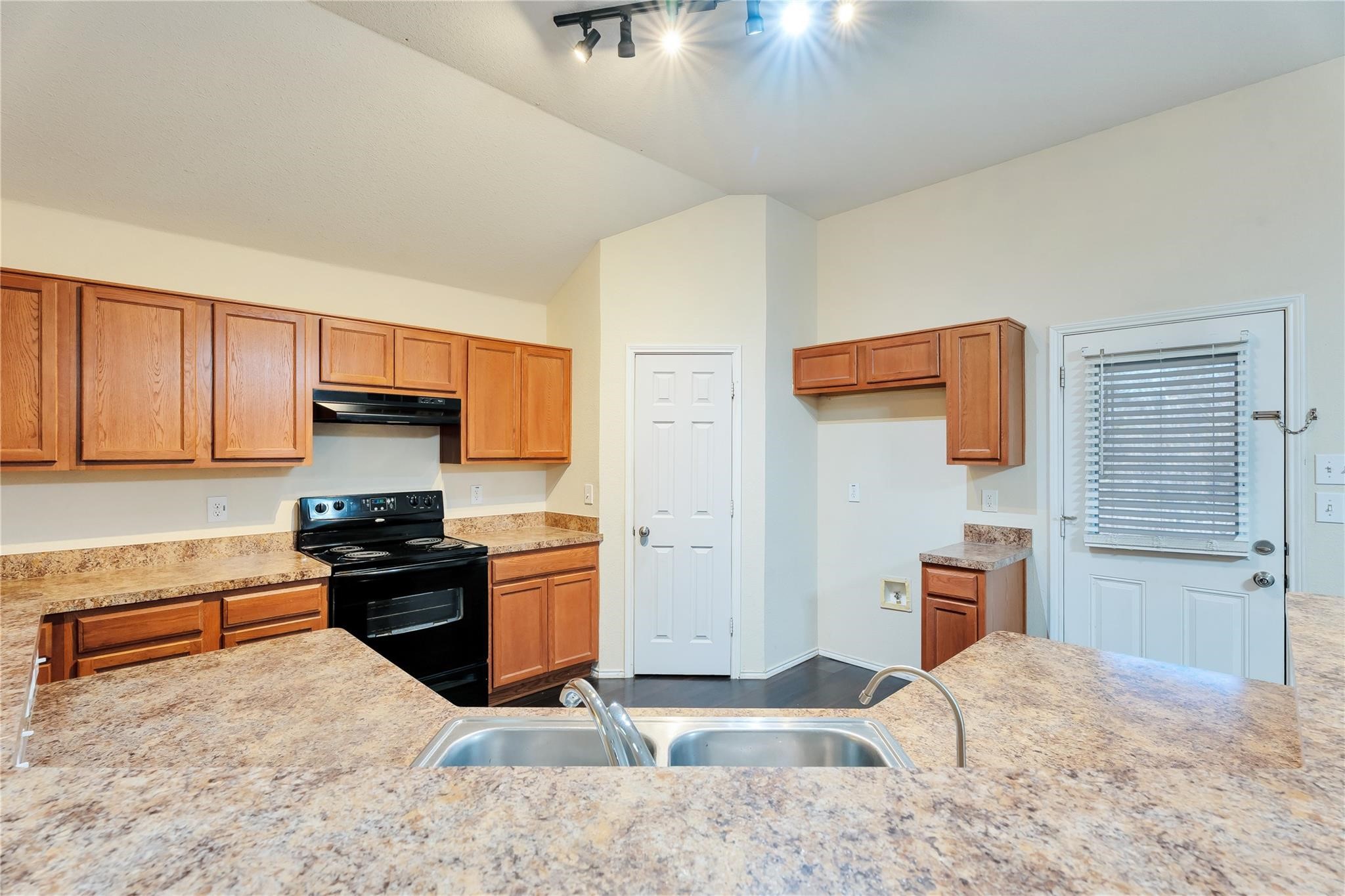 4816 Sapphire Lane Granbury TX 76049