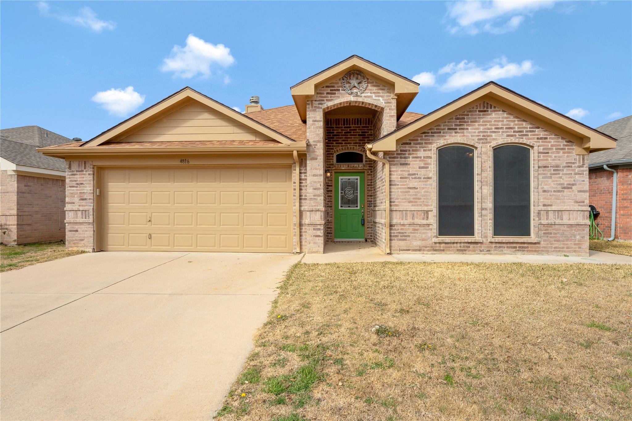 4816 Sapphire Lane Granbury TX 76049
