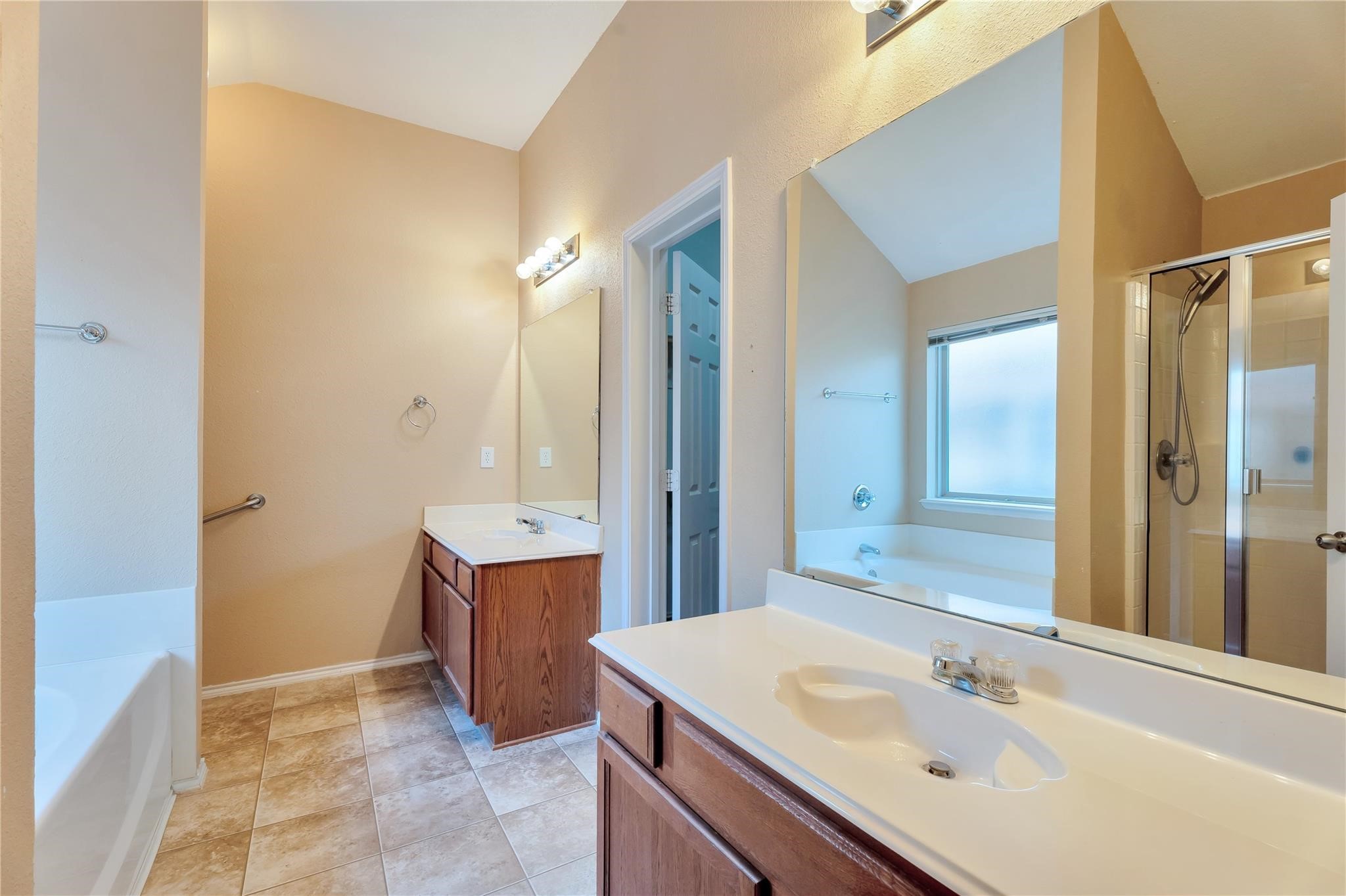 4816 Sapphire Lane Granbury TX 76049