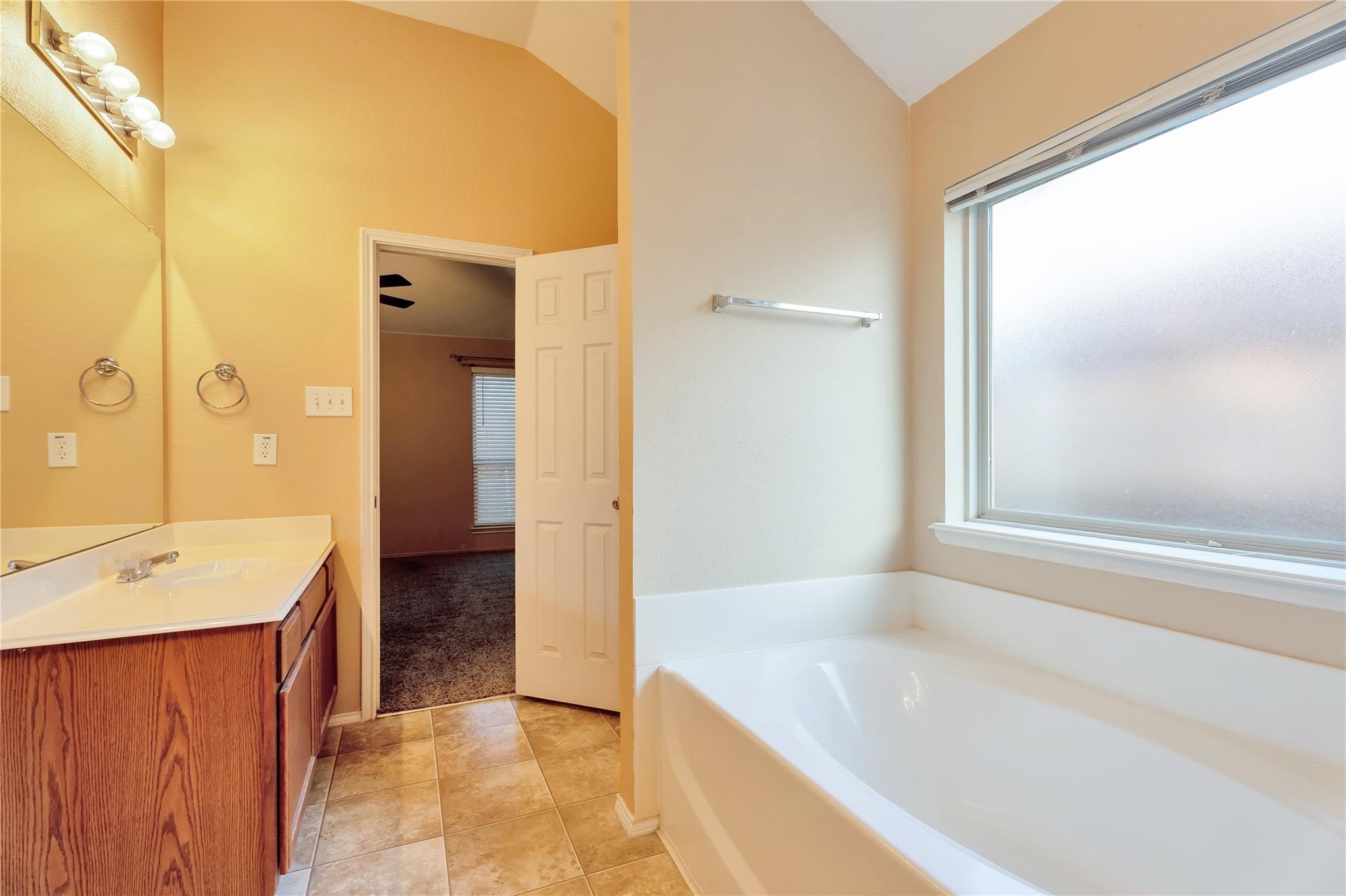 4816 Sapphire Lane Granbury TX 76049