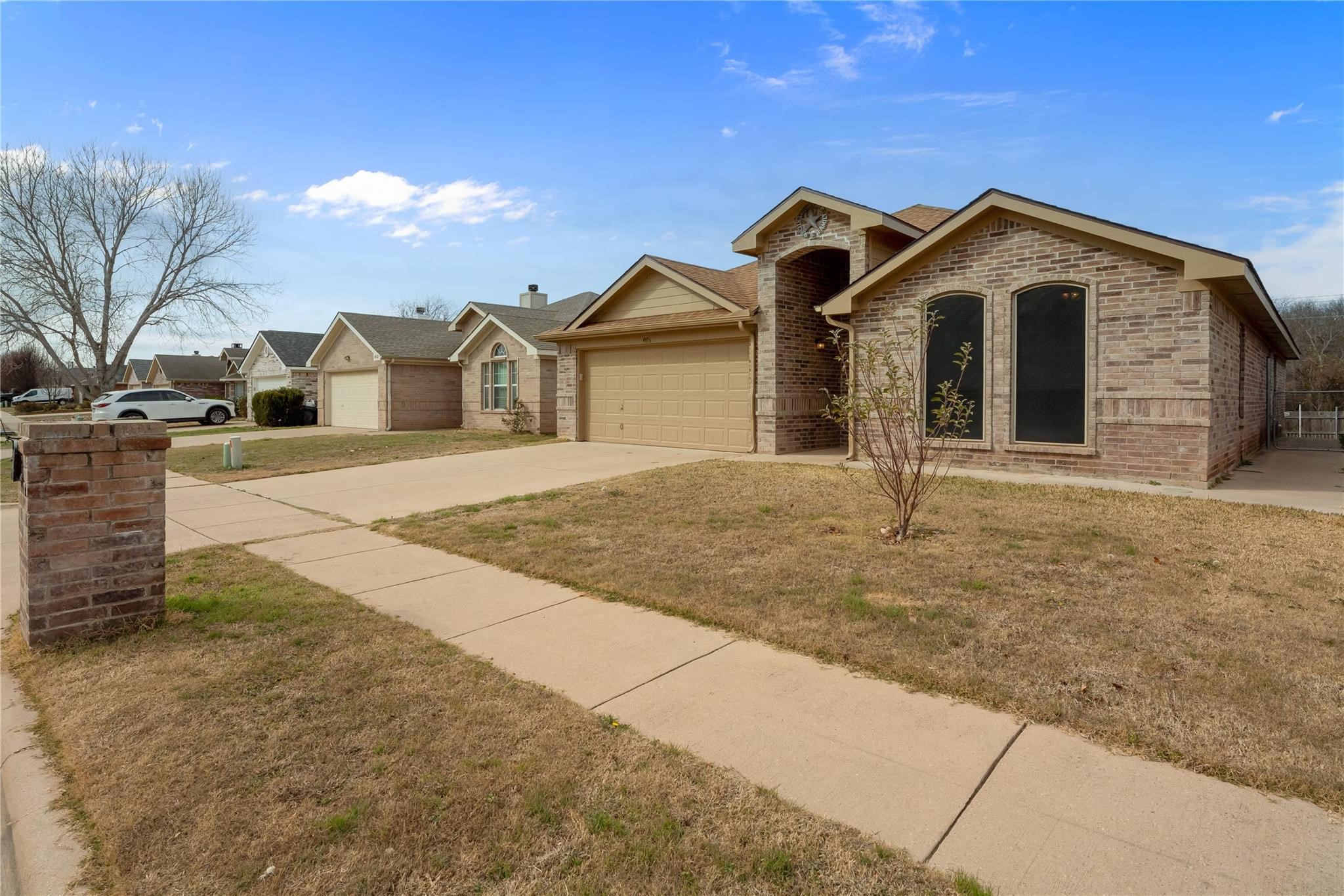 4816 Sapphire Lane Granbury TX 76049