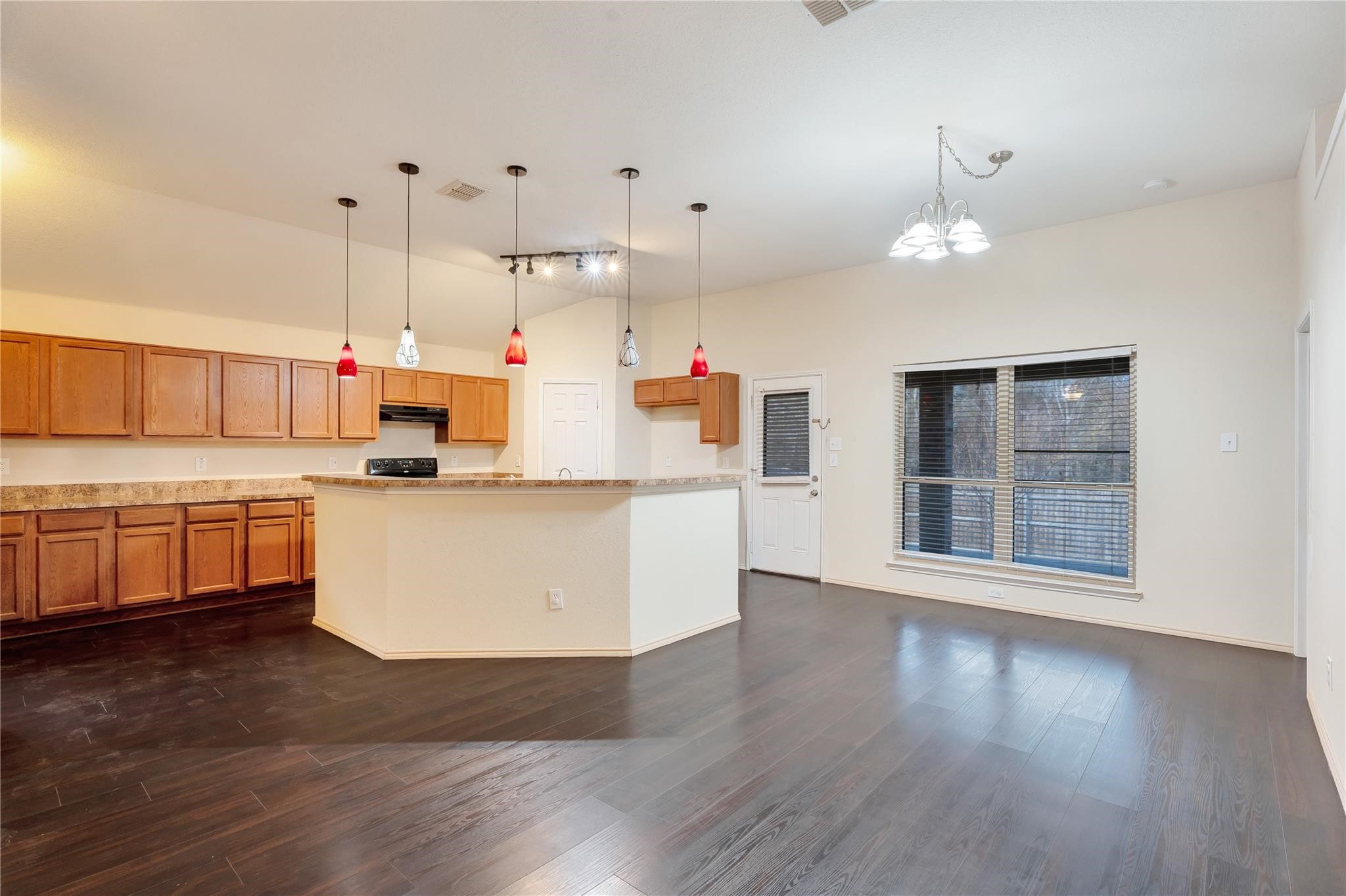 4816 Sapphire Lane Granbury TX 76049