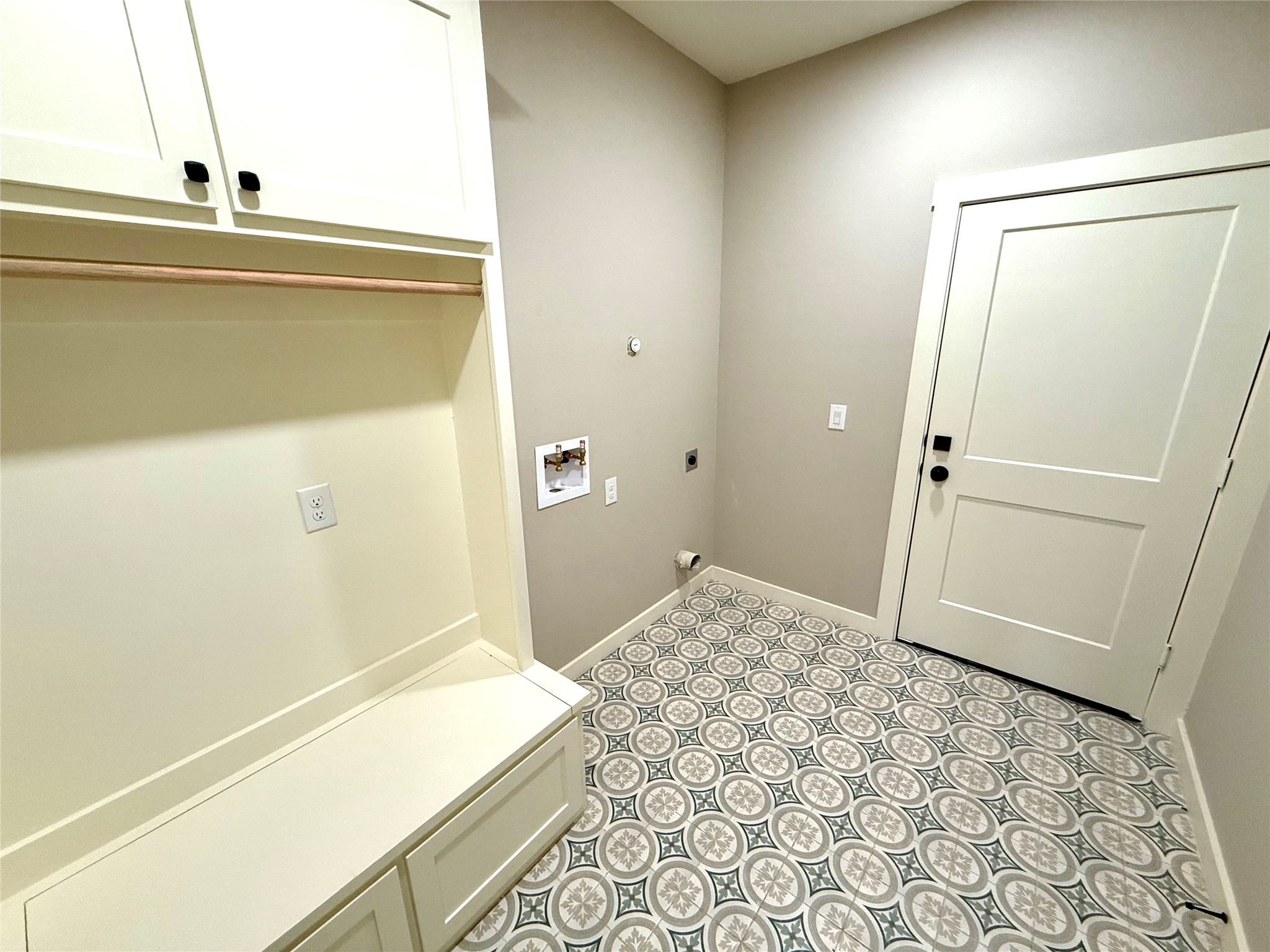 901 S Throckmorton Street Sherman TX 75090