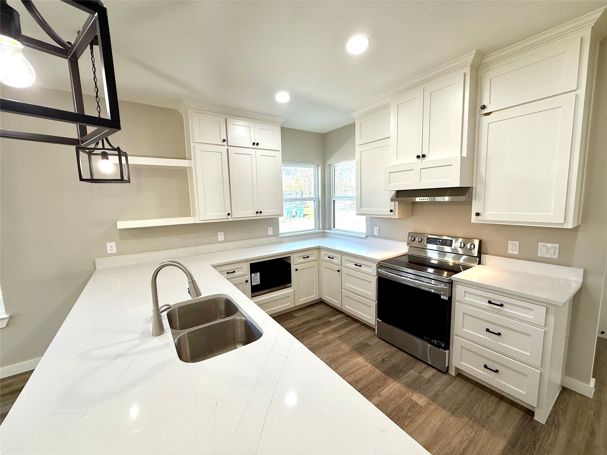 901 S Throckmorton Street Sherman TX 75090