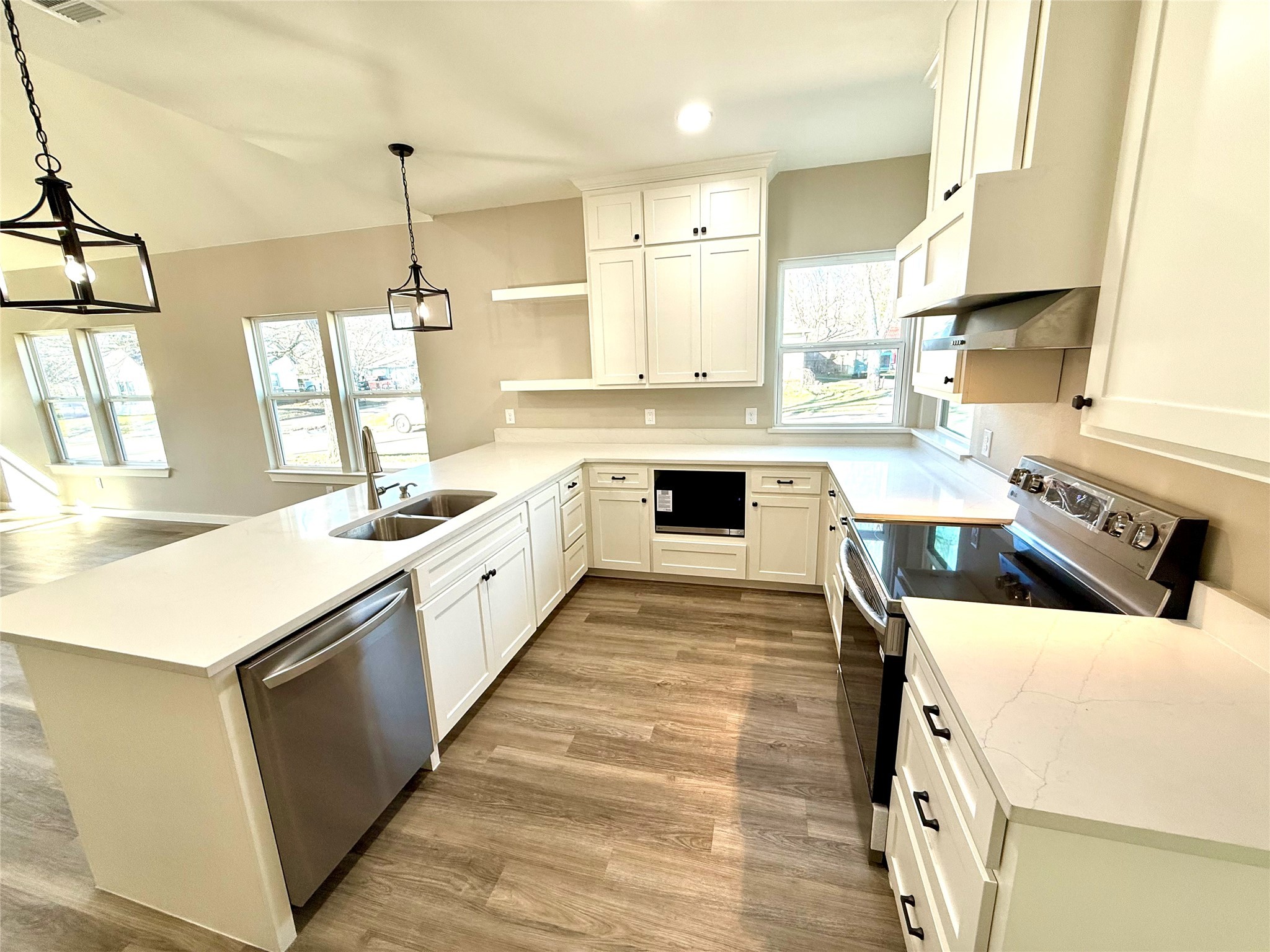 901 S Throckmorton Street Sherman TX 75090