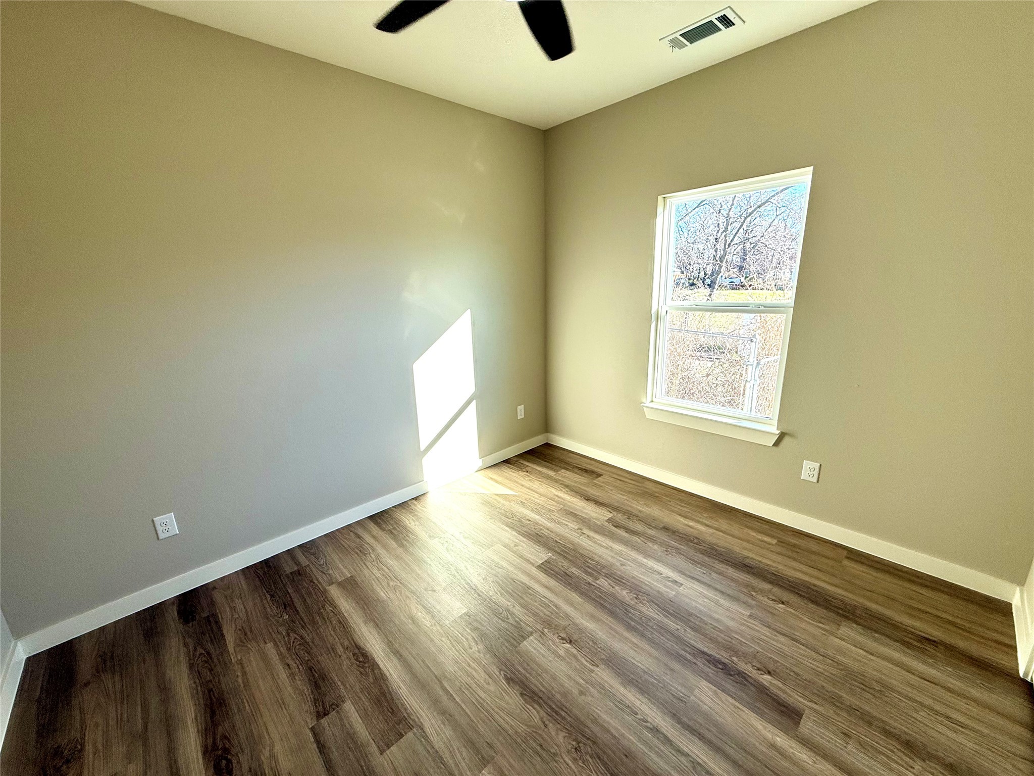 901 S Throckmorton Street Sherman TX 75090