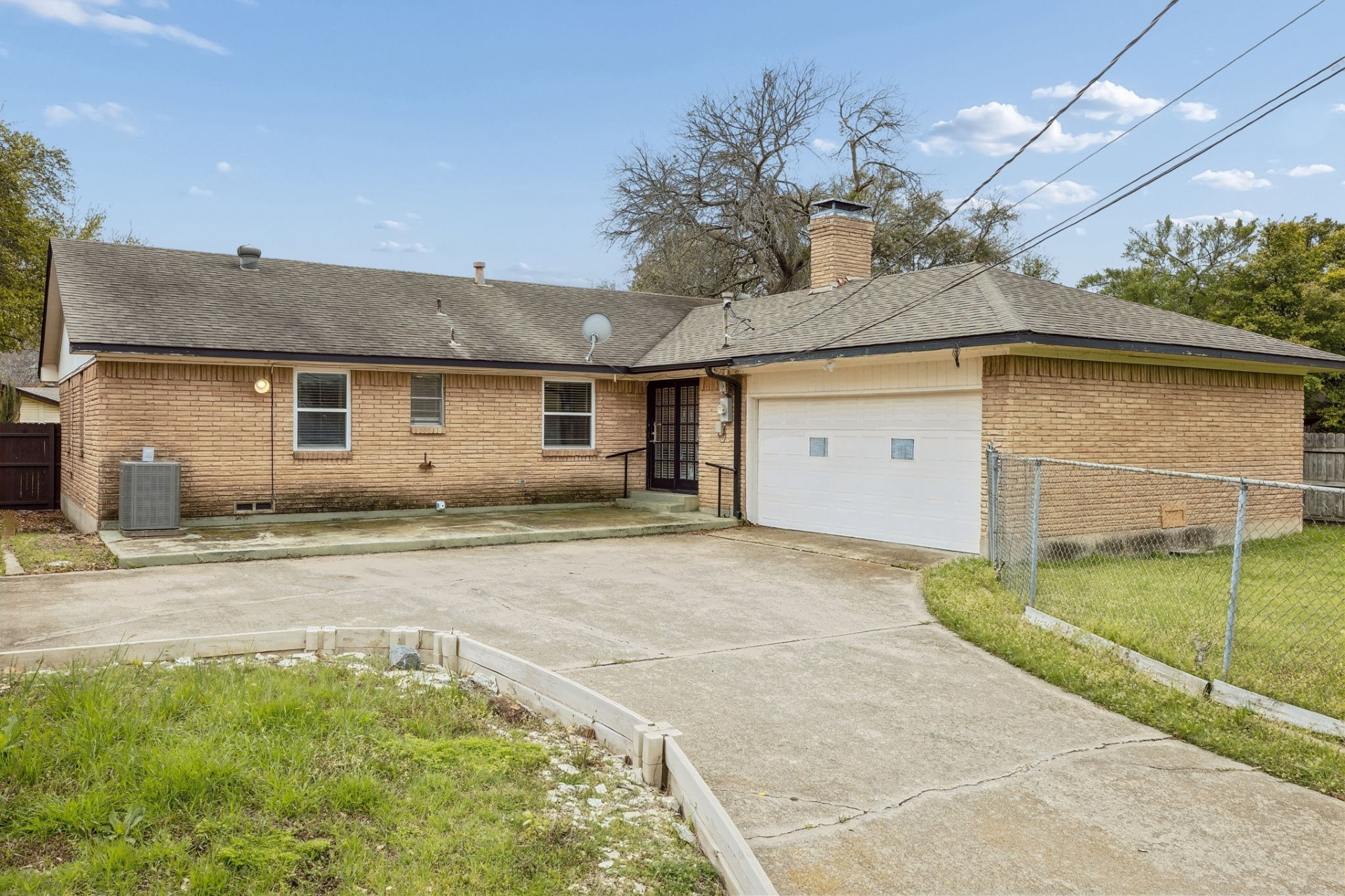 9007 Sweetwater Drive Dallas TX 75228
