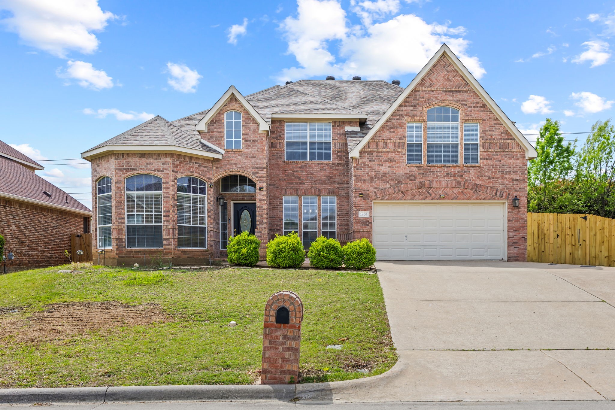 1904 Meera Lane Mansfield TX 76063