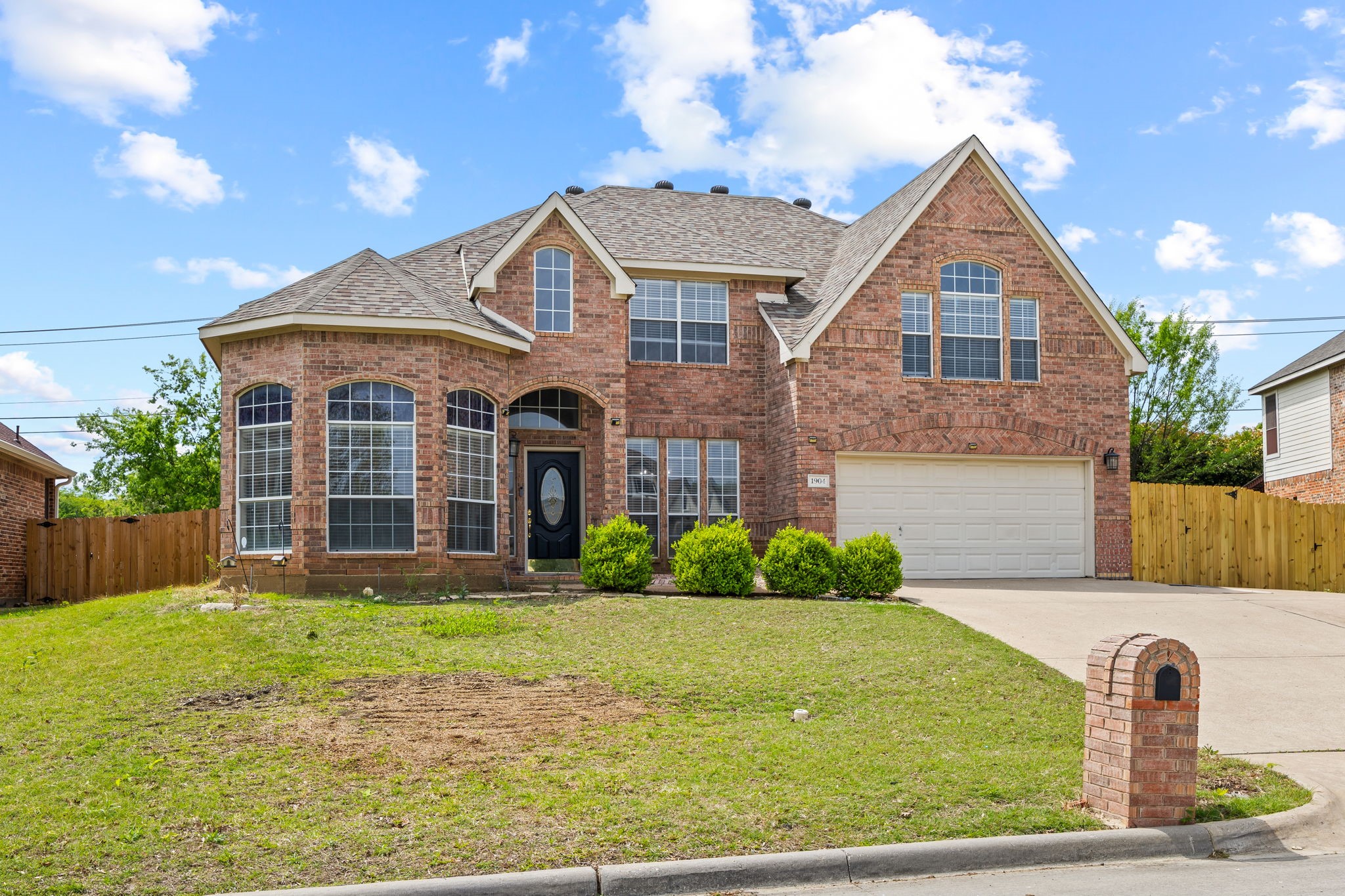 1904 Meera Lane Mansfield TX 76063