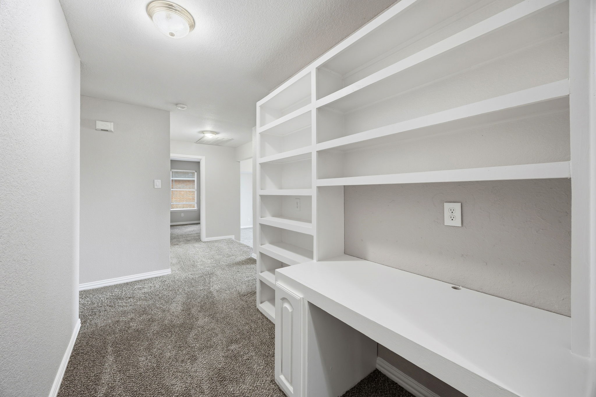 1904 Meera Lane Mansfield TX 76063