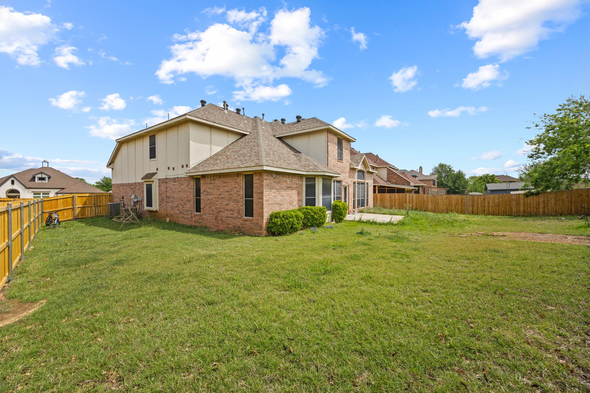 1904 Meera Lane Mansfield TX 76063