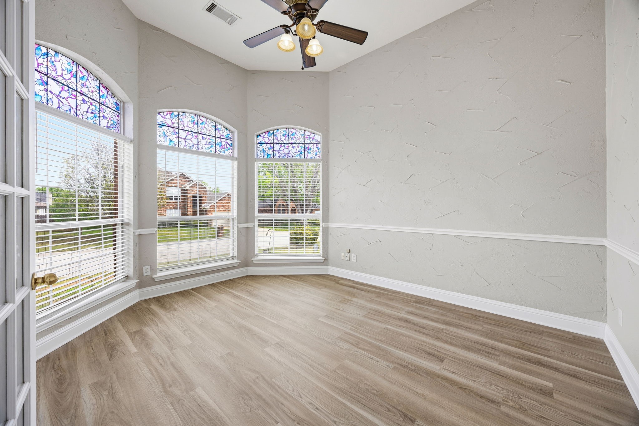 1904 Meera Lane Mansfield TX 76063