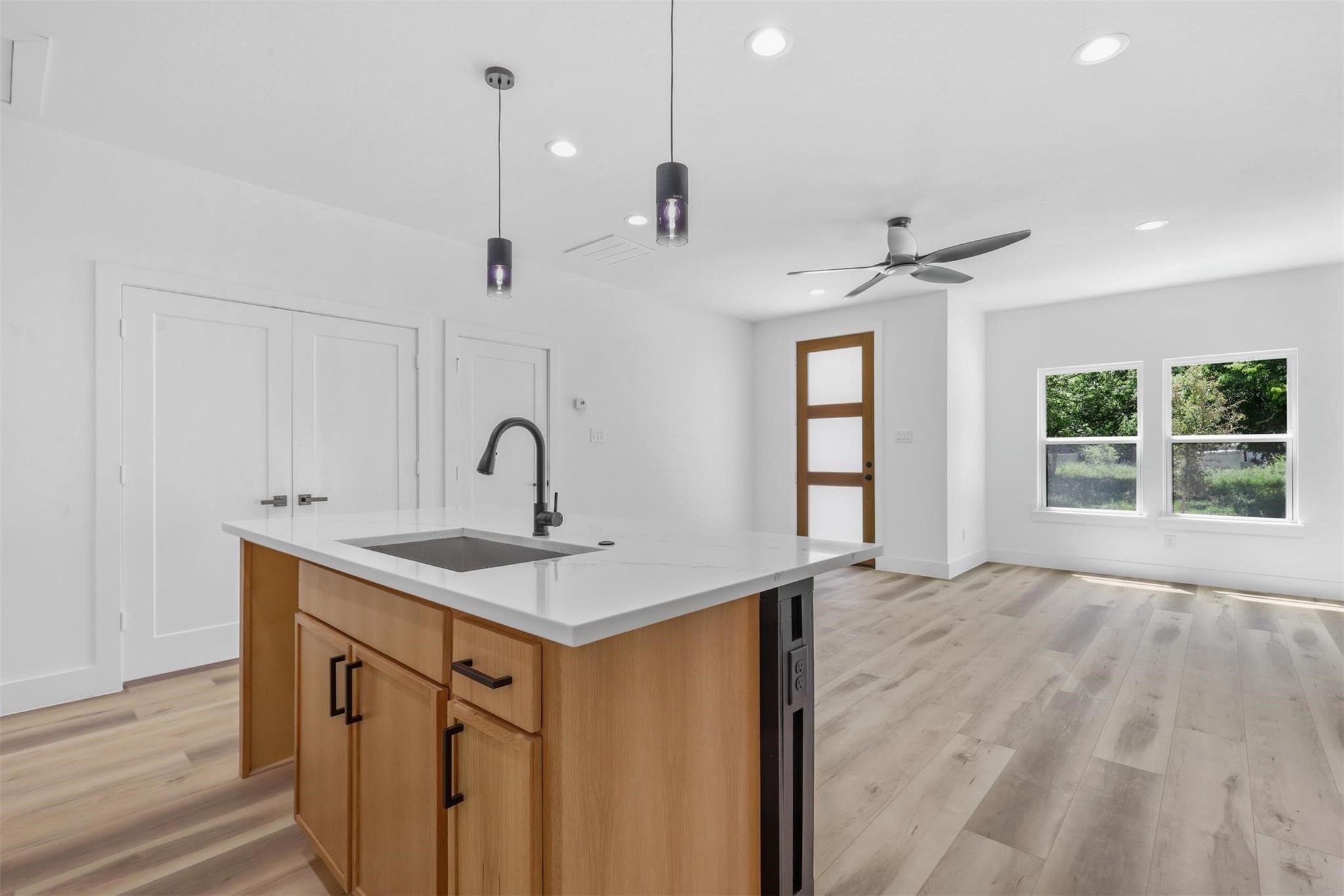 2714 Hector Street Dallas TX 75210