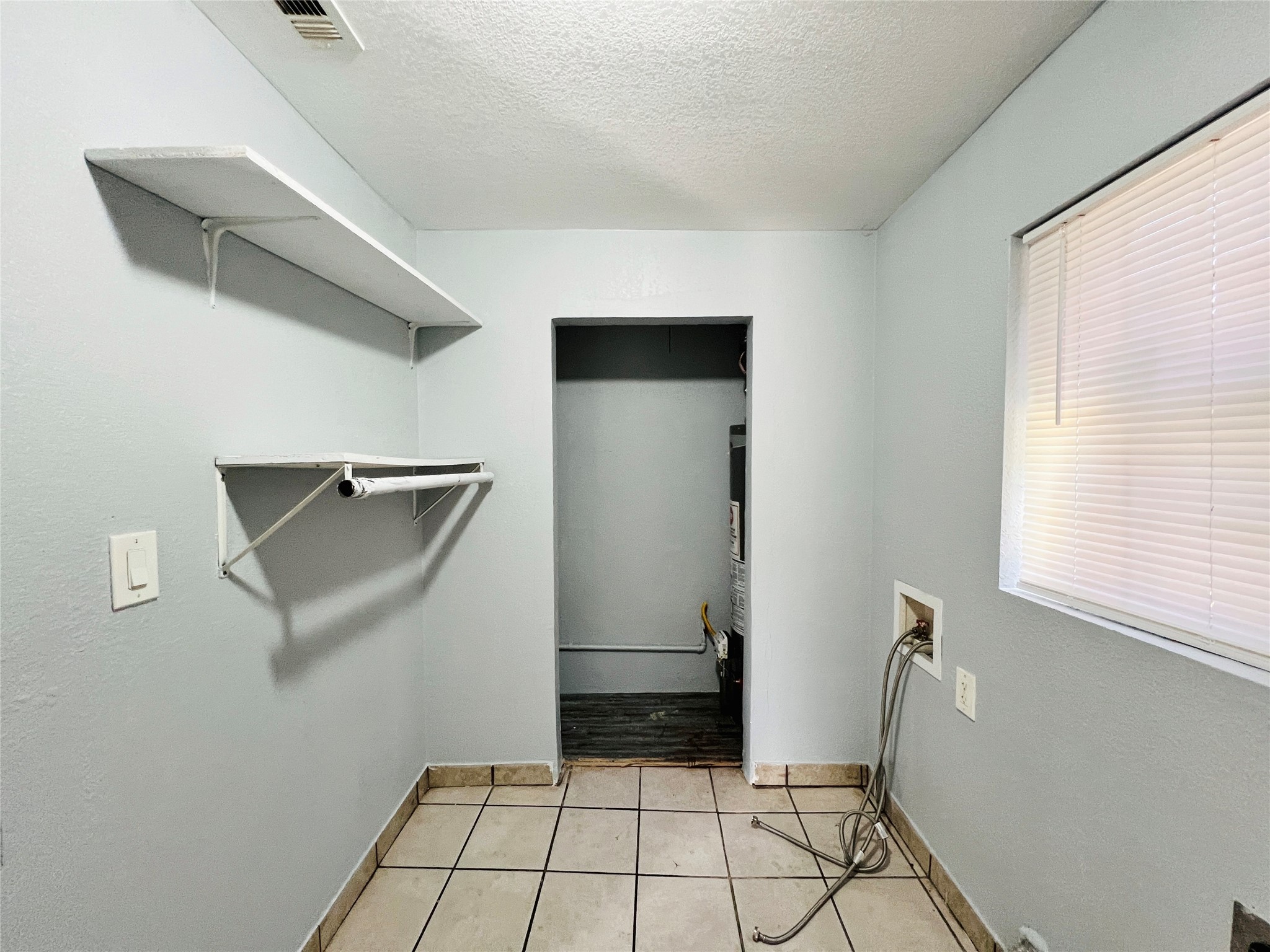 2621 E 12th Street Fort Worth TX 76111