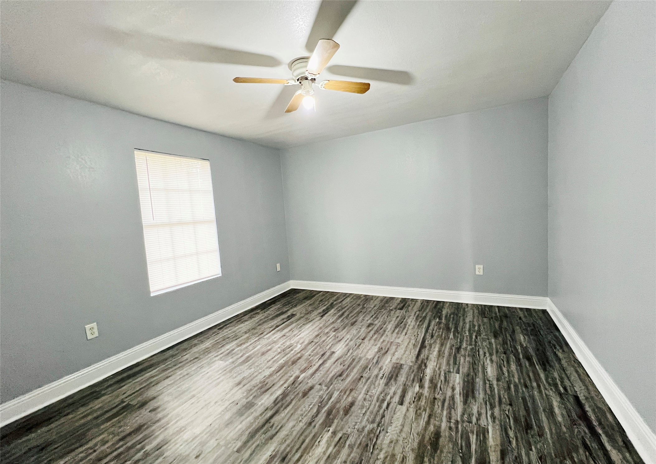 2621 E 12th Street Fort Worth TX 76111