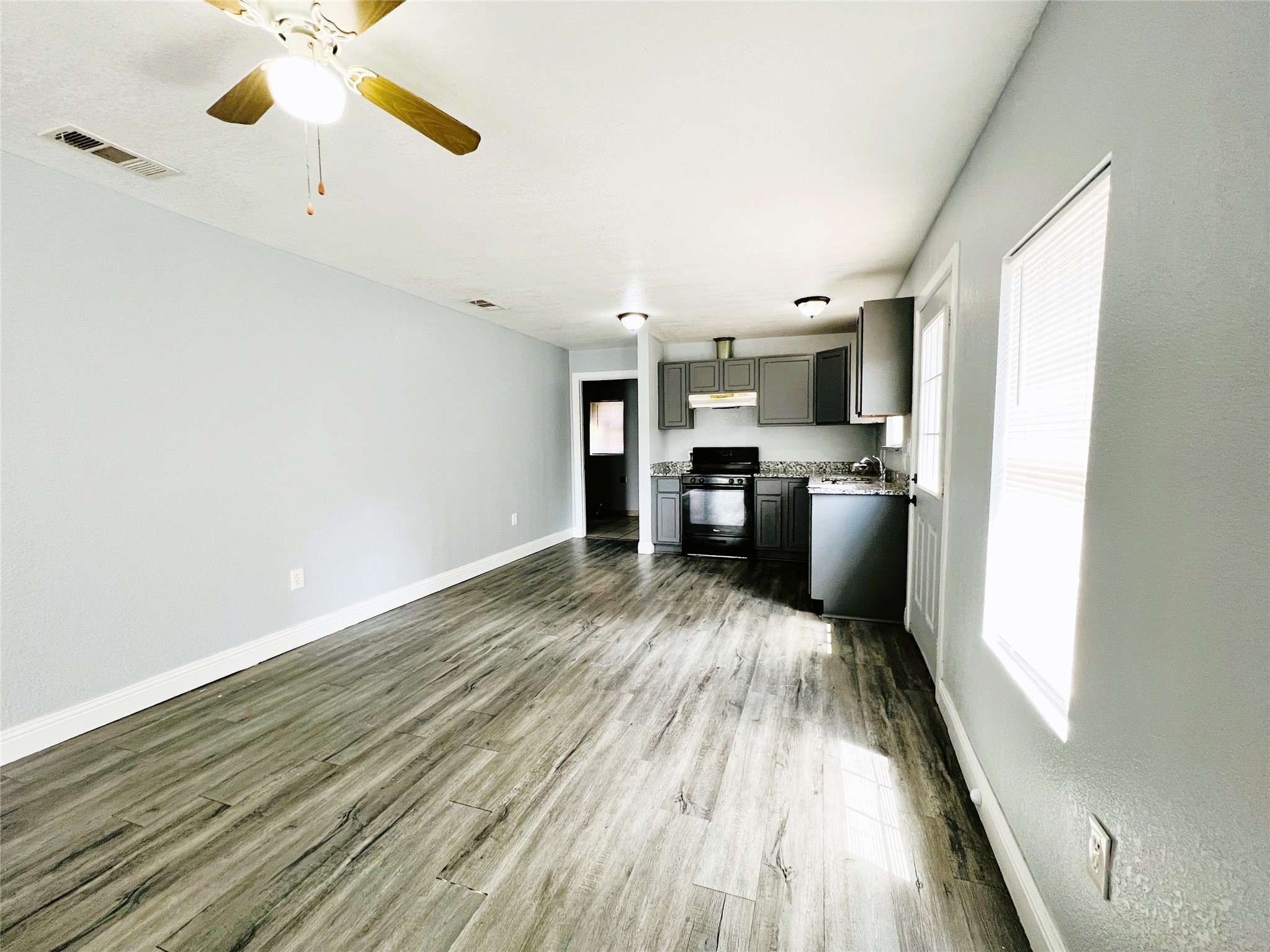 2621 E 12th Street Fort Worth TX 76111