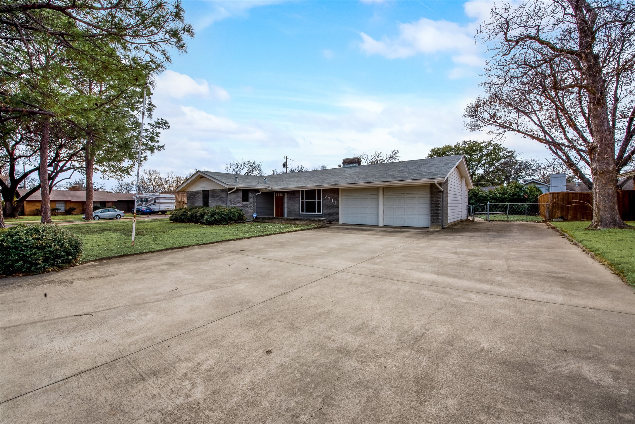 3711 E Devonshire Court Irving TX 75062
