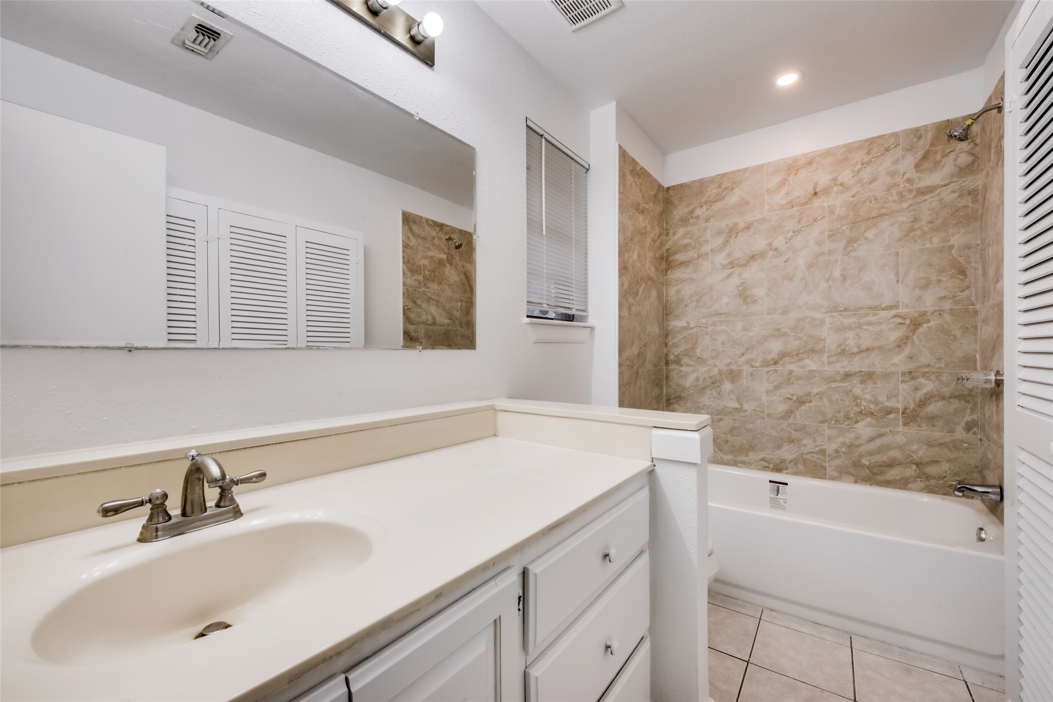 3711 E Devonshire Court Irving TX 75062