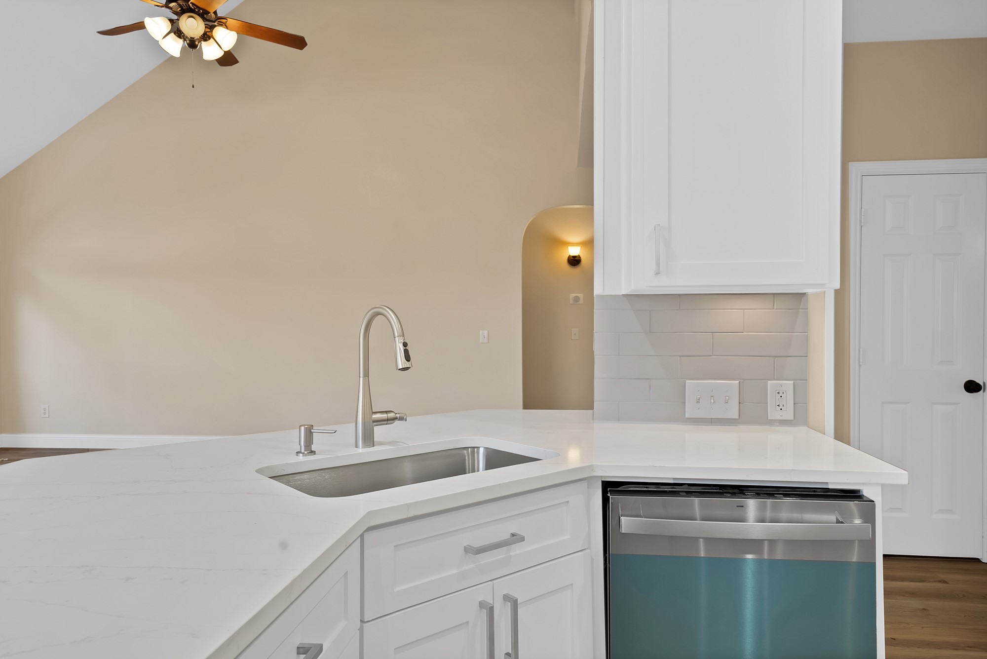 18638 Tall Oak Drive Dallas TX 75287