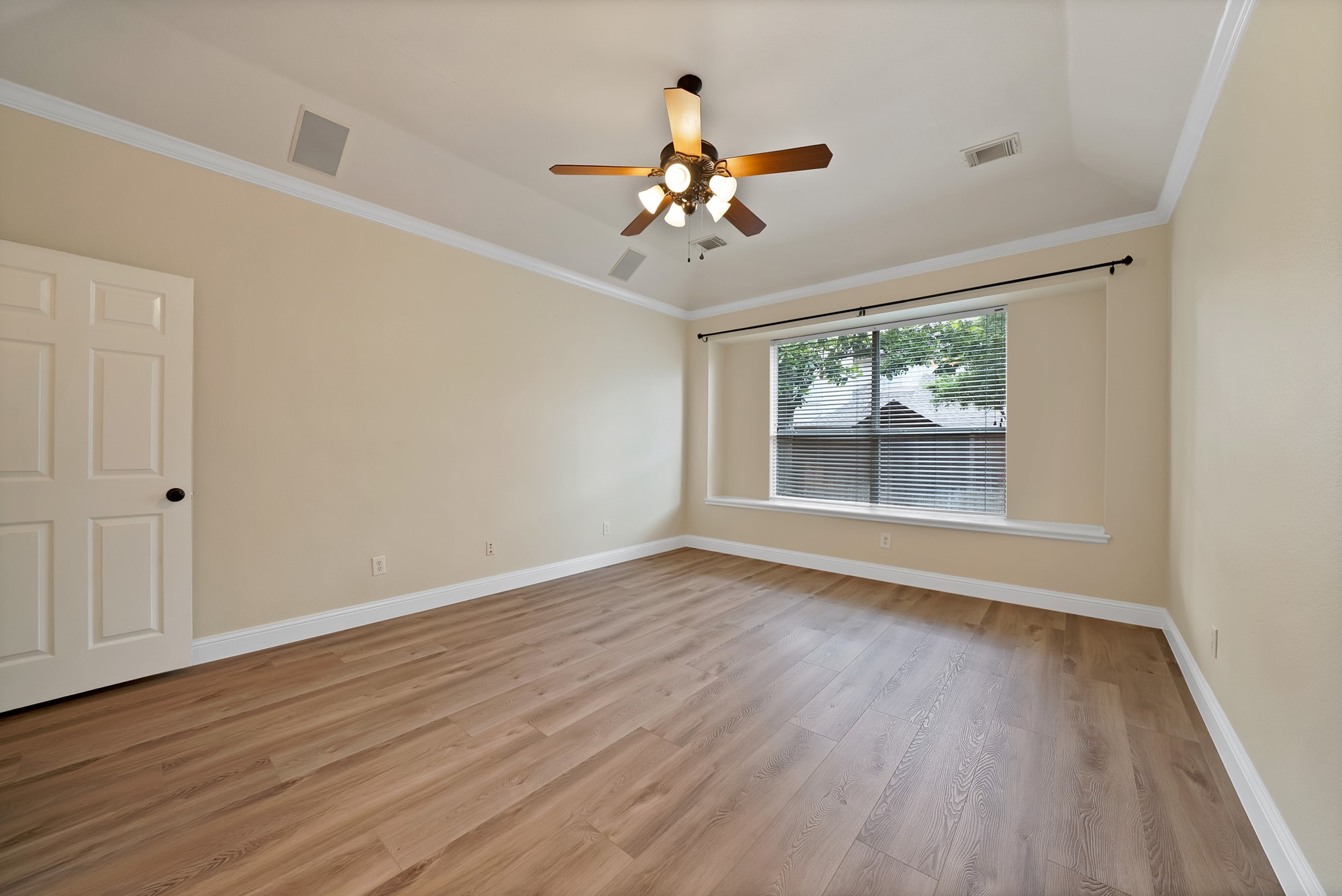 18638 Tall Oak Drive Dallas TX 75287
